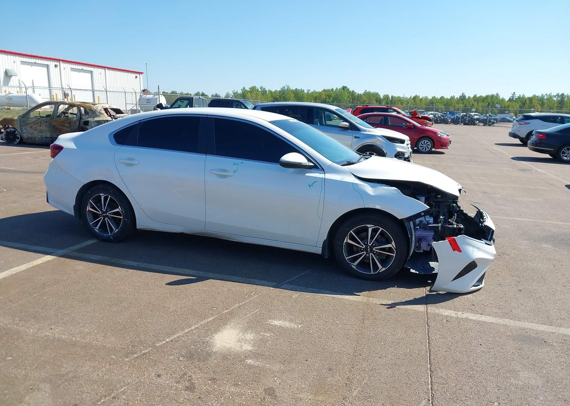 2022 KIA FORTE EX