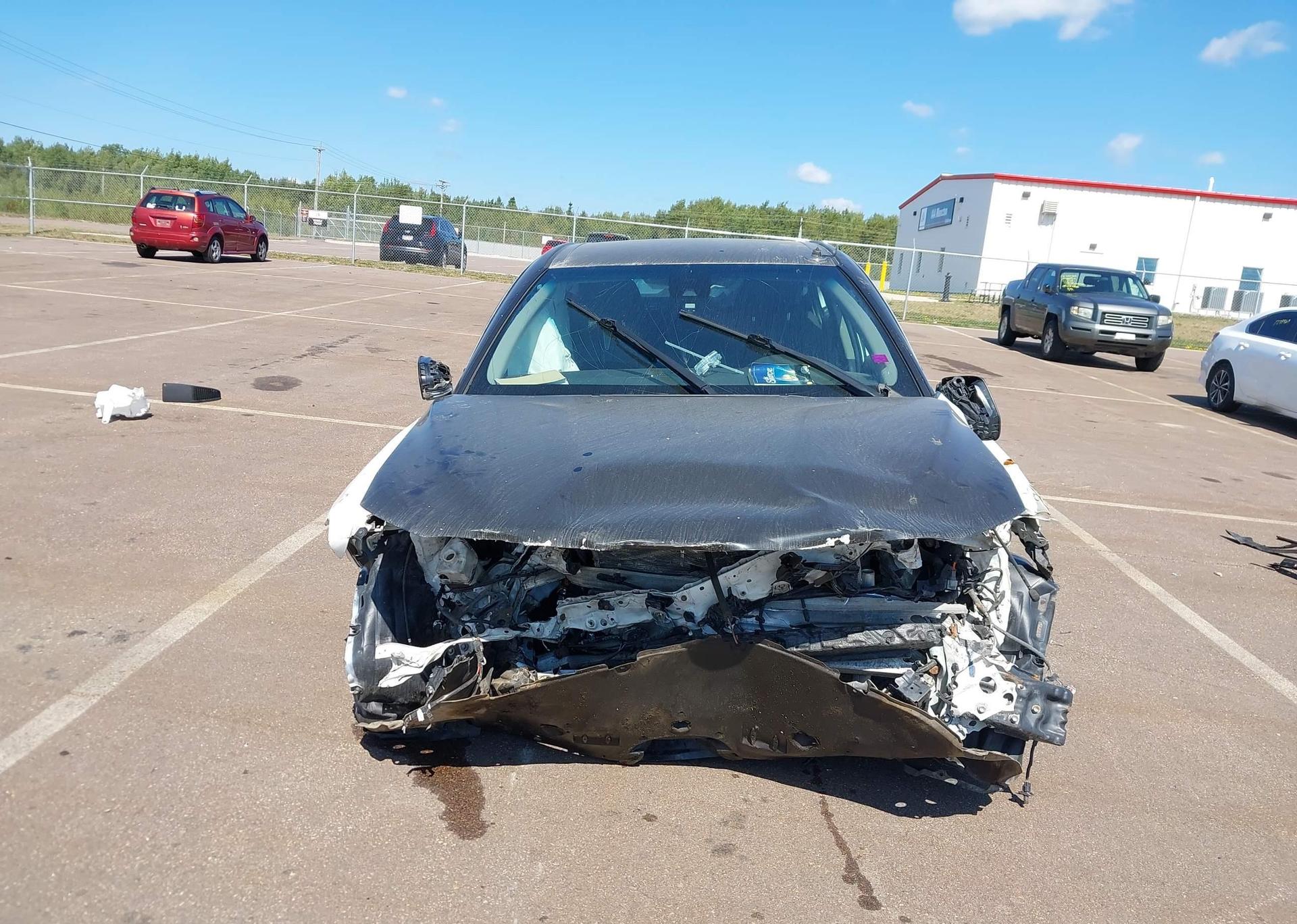 2019 TOYOTA CAMRY HYBRID LE