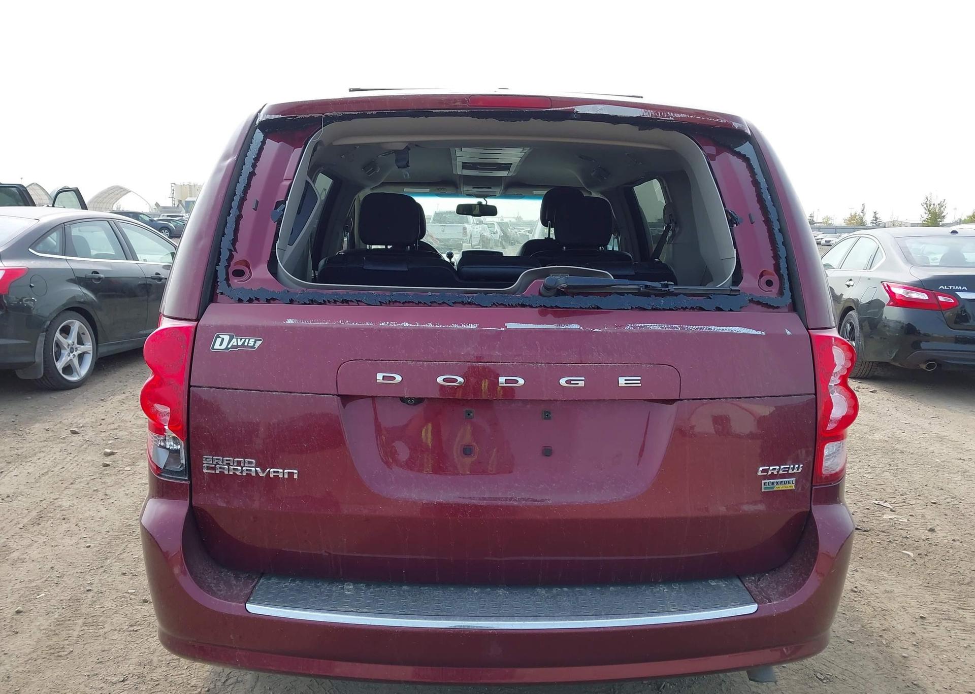 2017 DODGE GRAND CARAVAN CREW