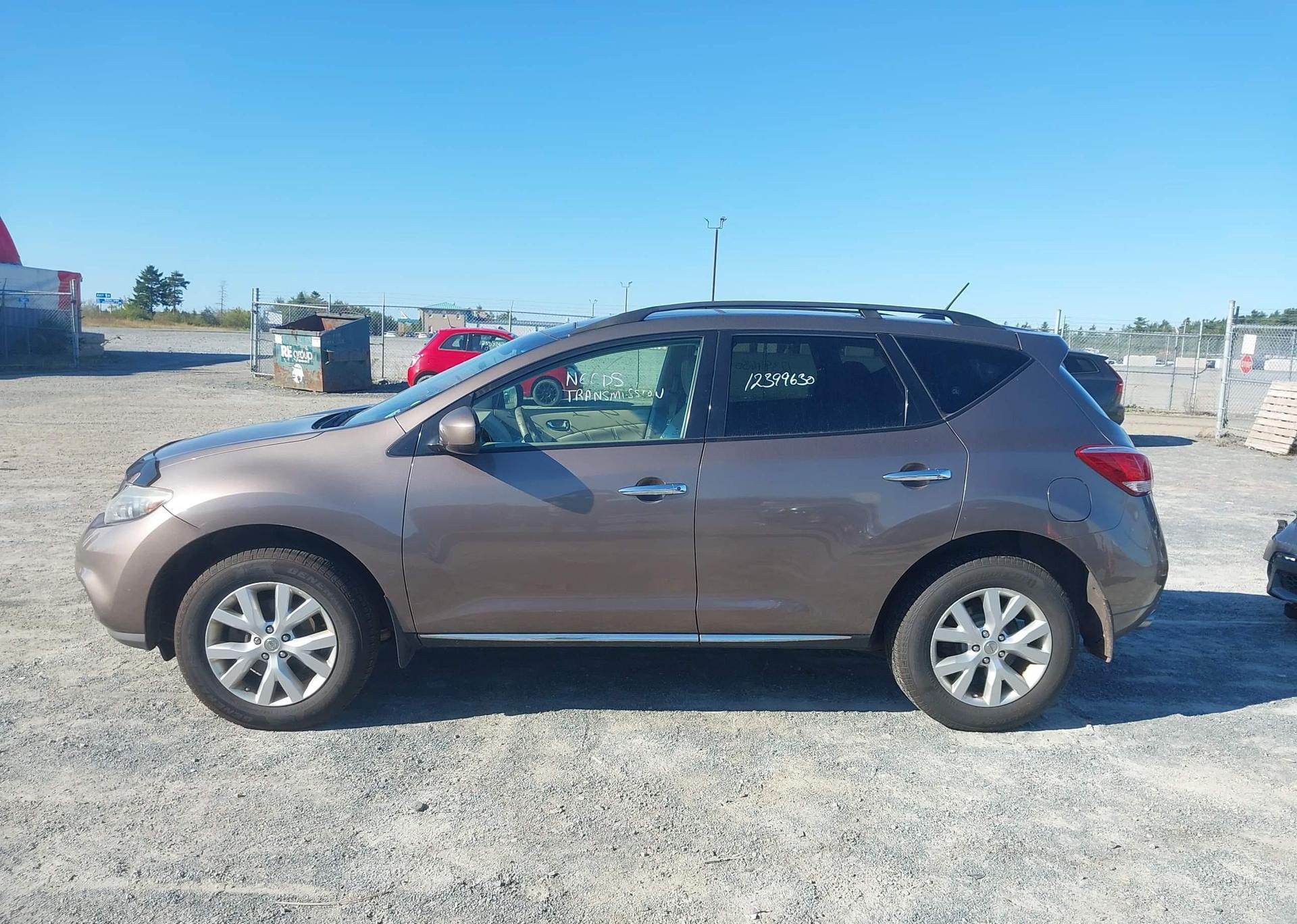2014 NISSAN MURANO S