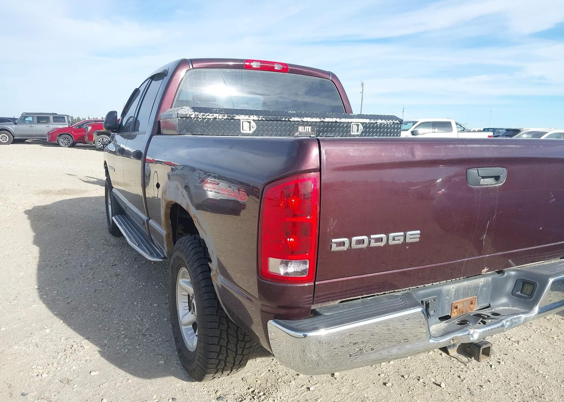 2004 DODGE RAM 1500 SLT