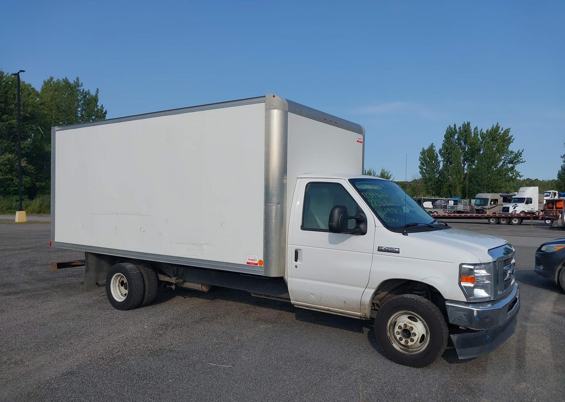 2022 FORD ECONOLINE E450 SUPER DUTY CUTAWAY VAN