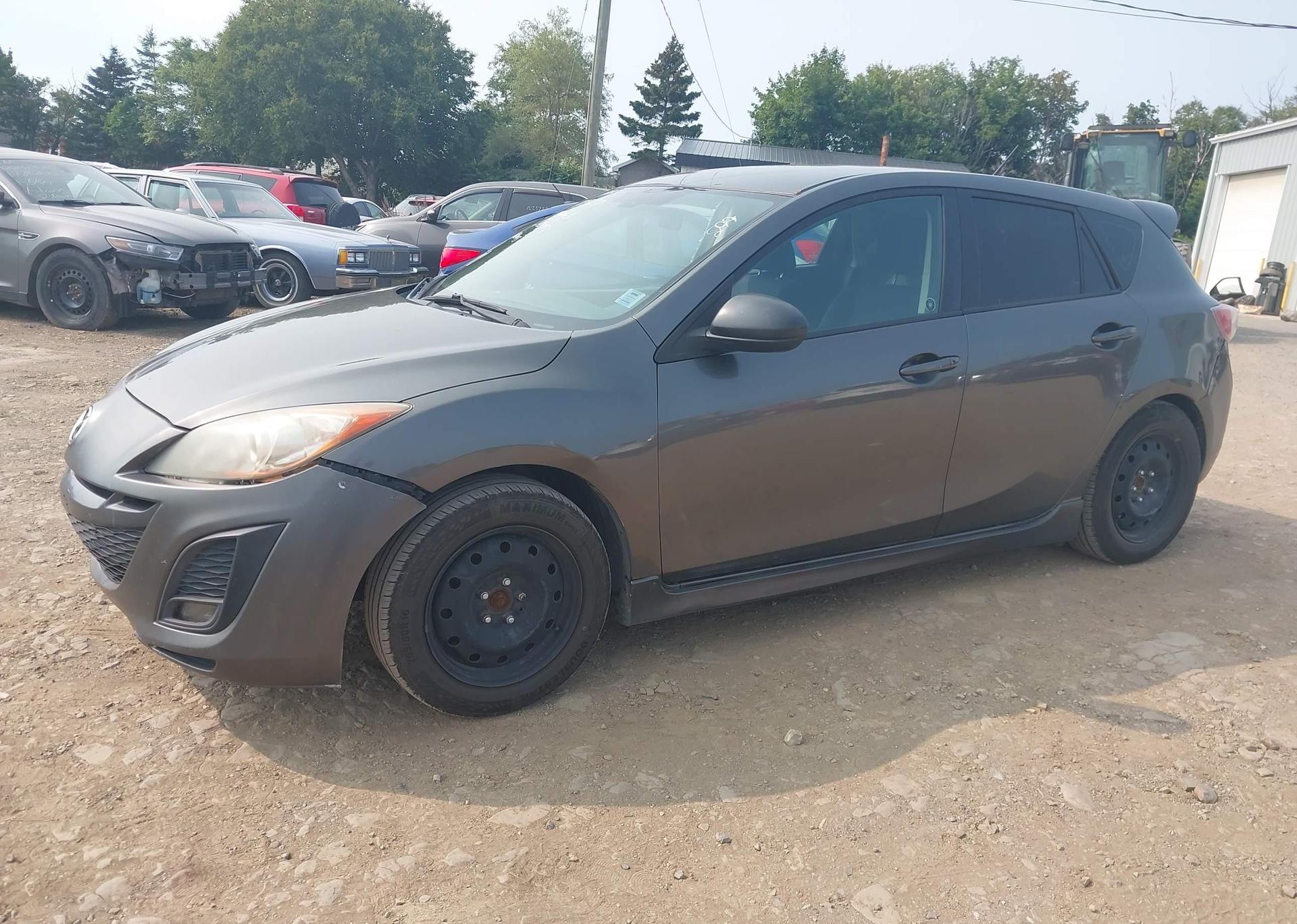 2011 MAZDA 3 S