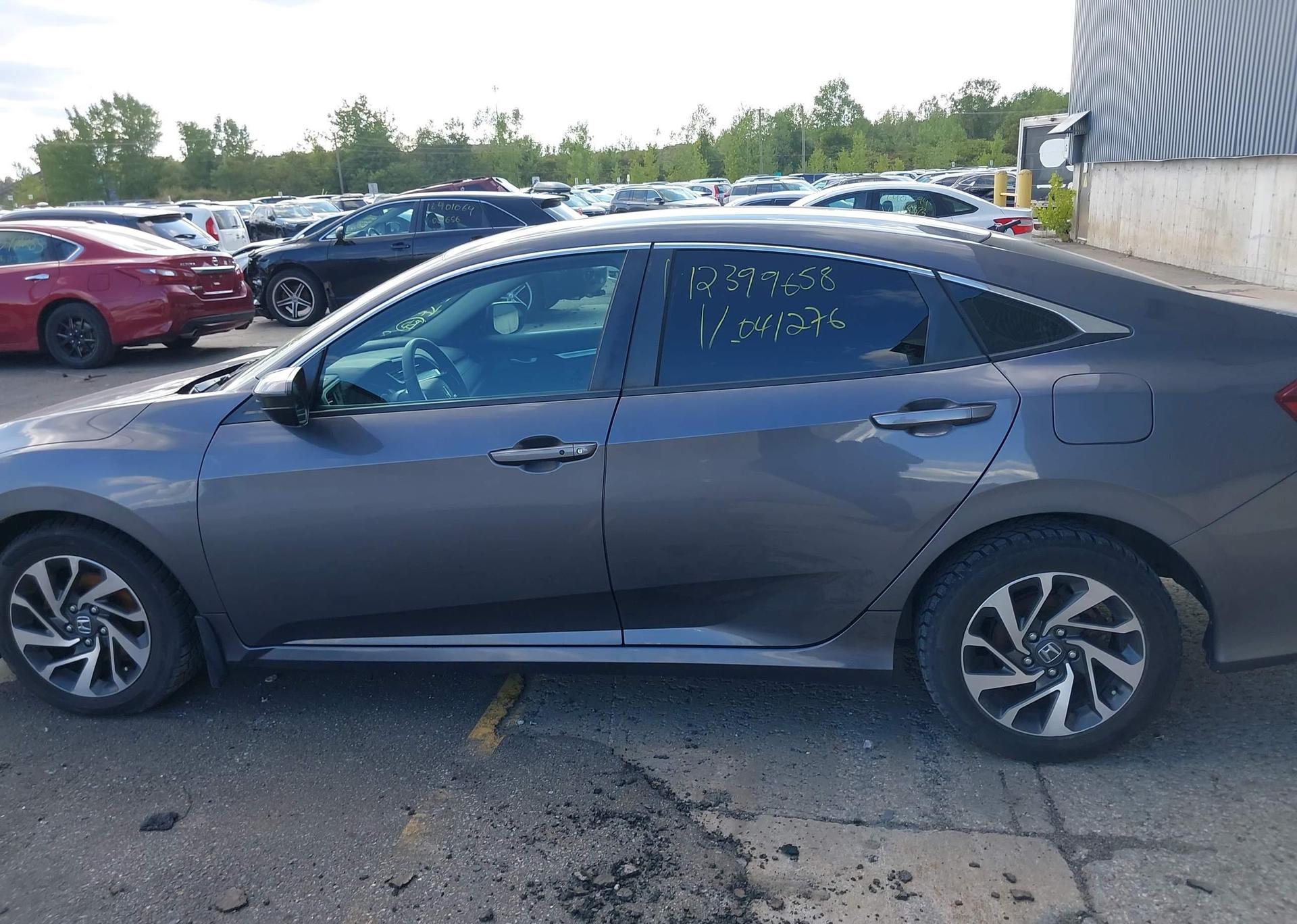 2016 HONDA CIVIC EX