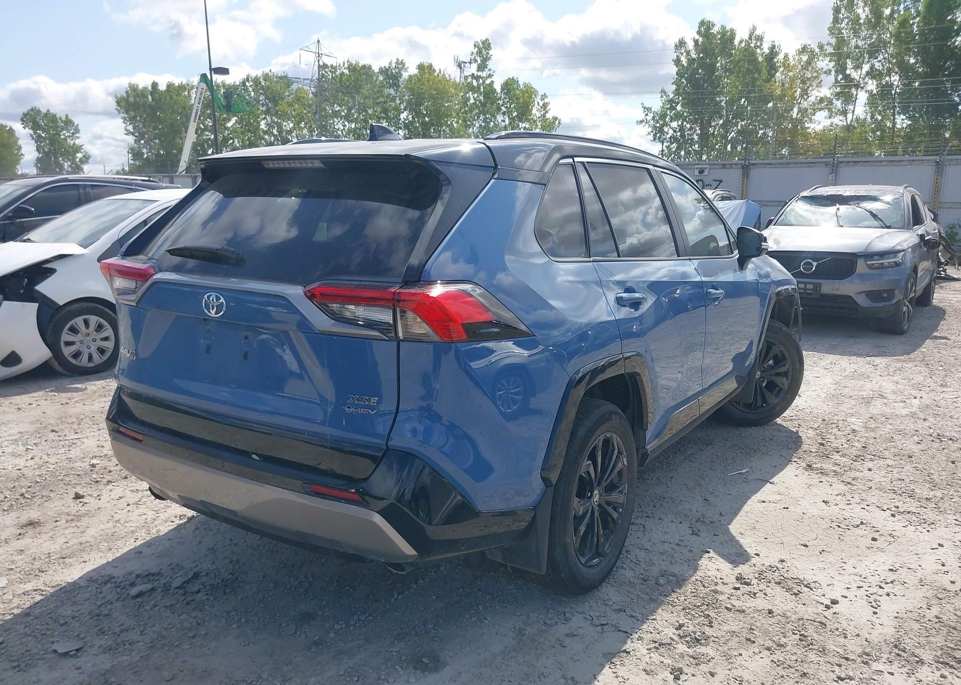 2025 TOYOTA RAV4 HYBRID XSE