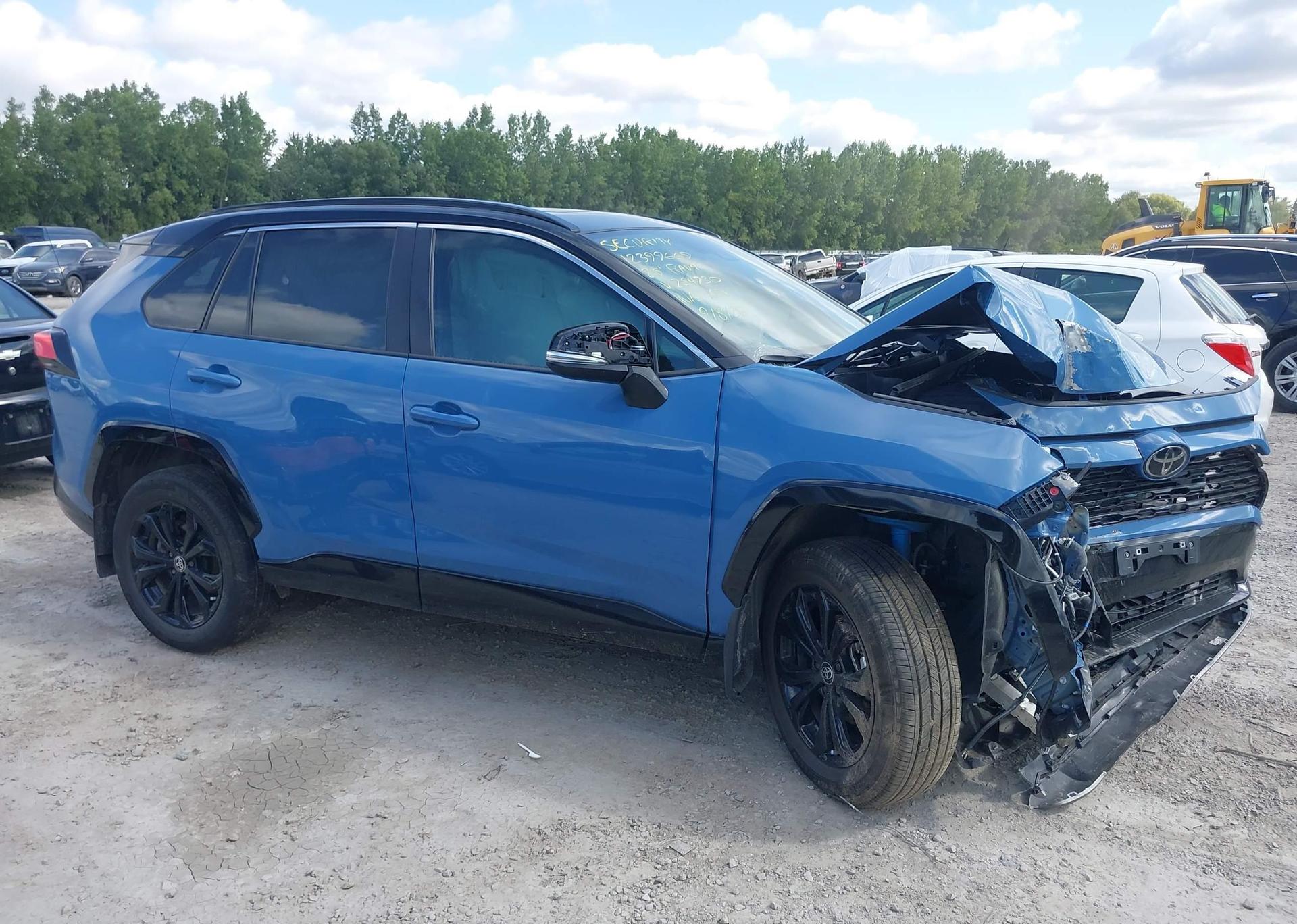 2025 TOYOTA RAV4 HYBRID XSE