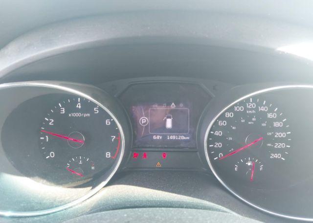 2016 KIA SEDONA LX