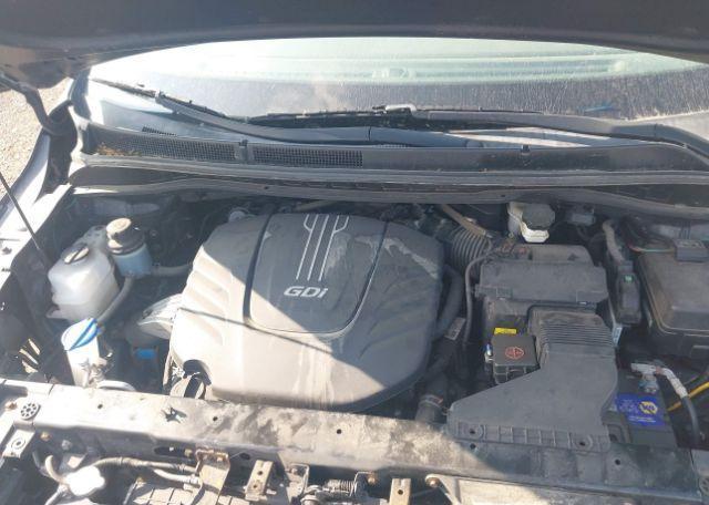 2016 KIA SEDONA LX