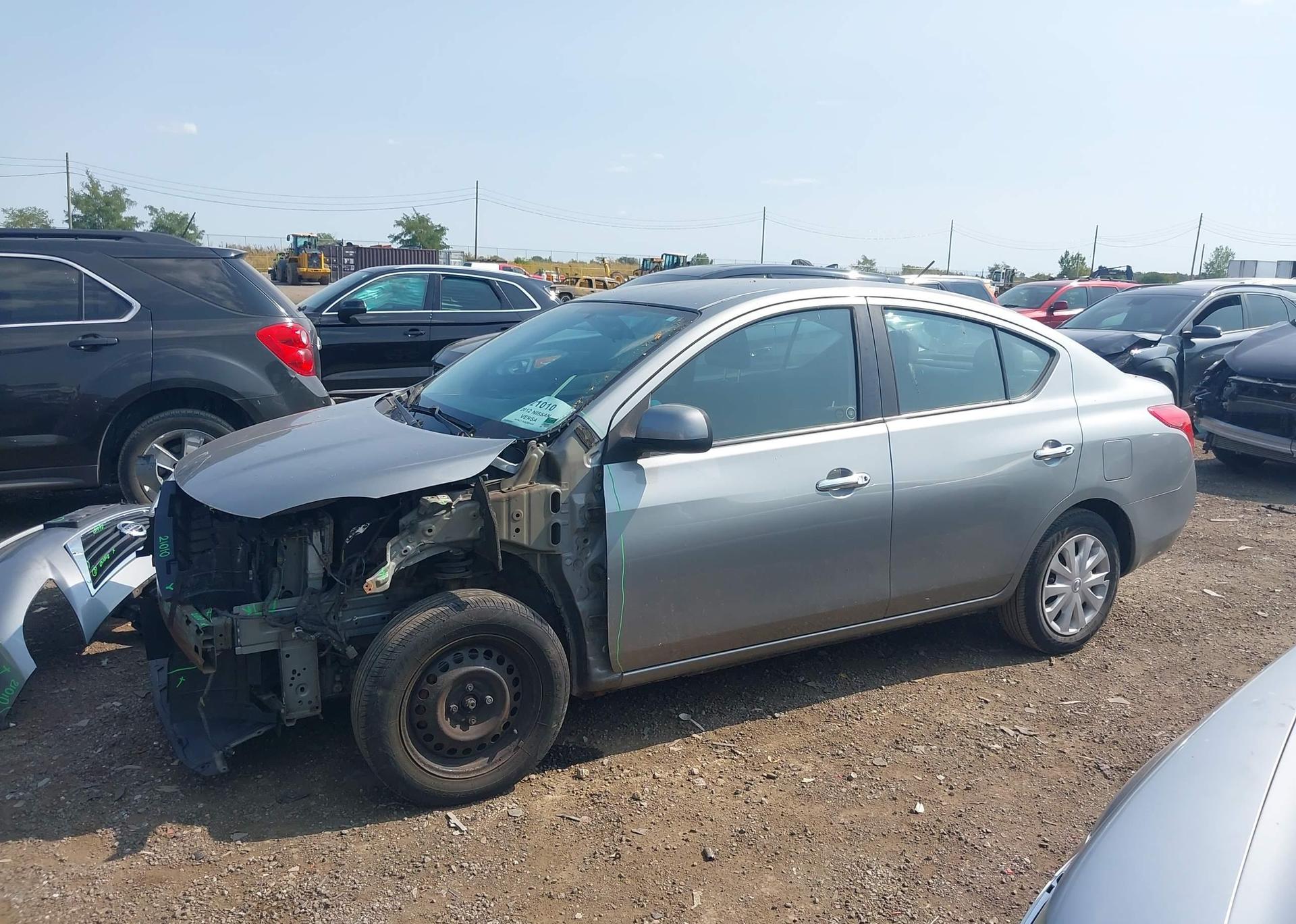 2012 NISSAN VERSA