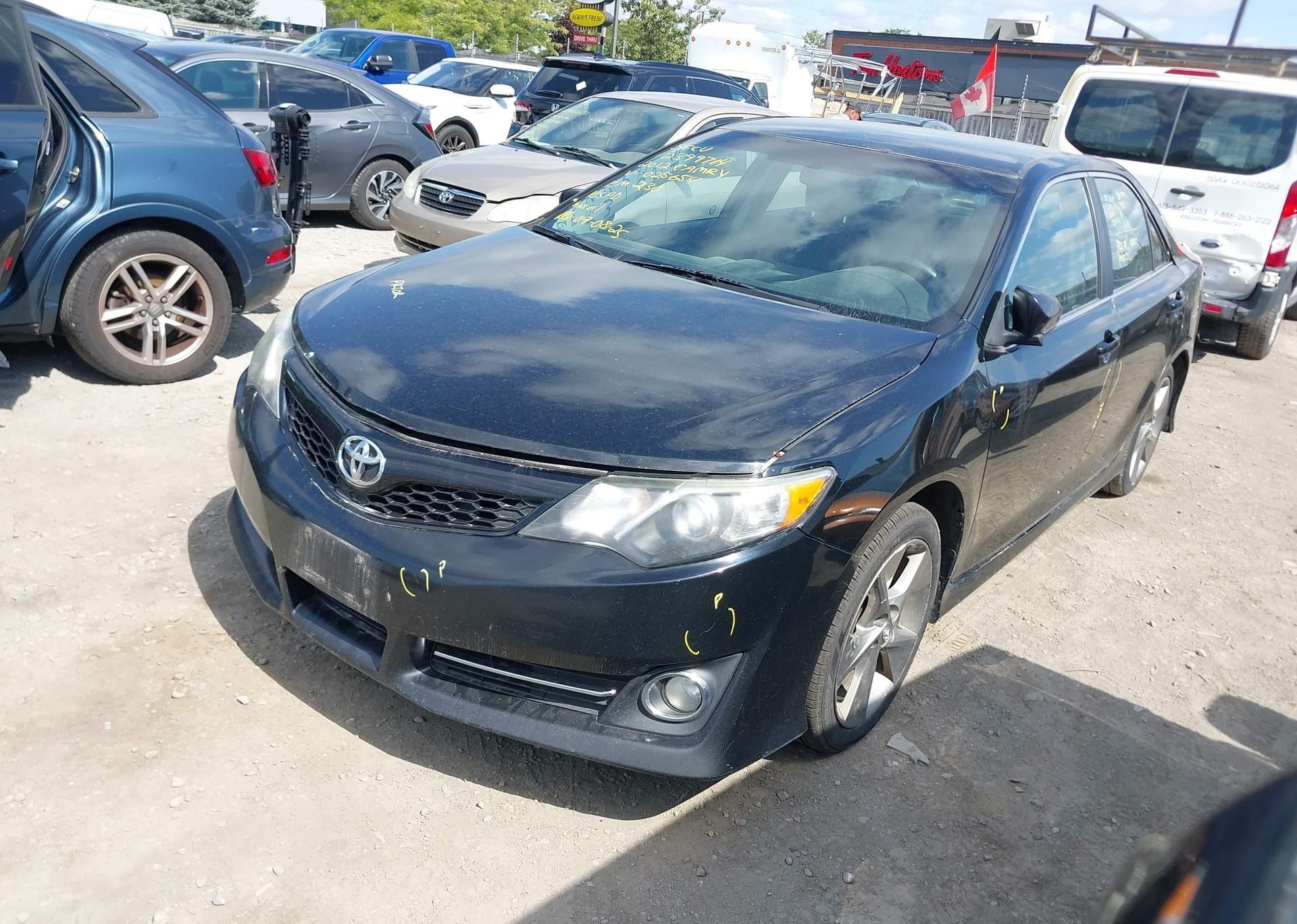 2012 TOYOTA CAMRY SE