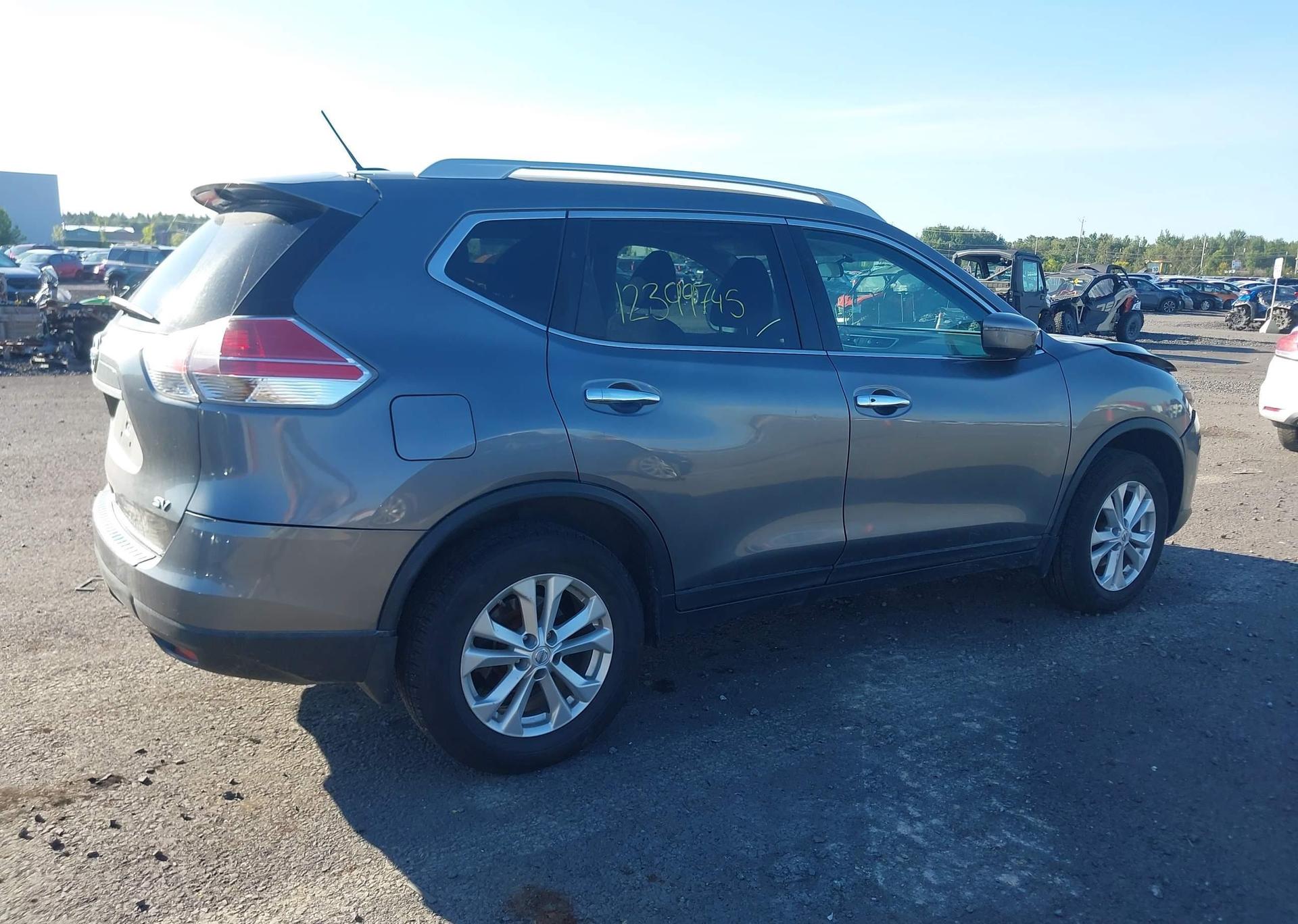 2016 NISSAN ROGUE