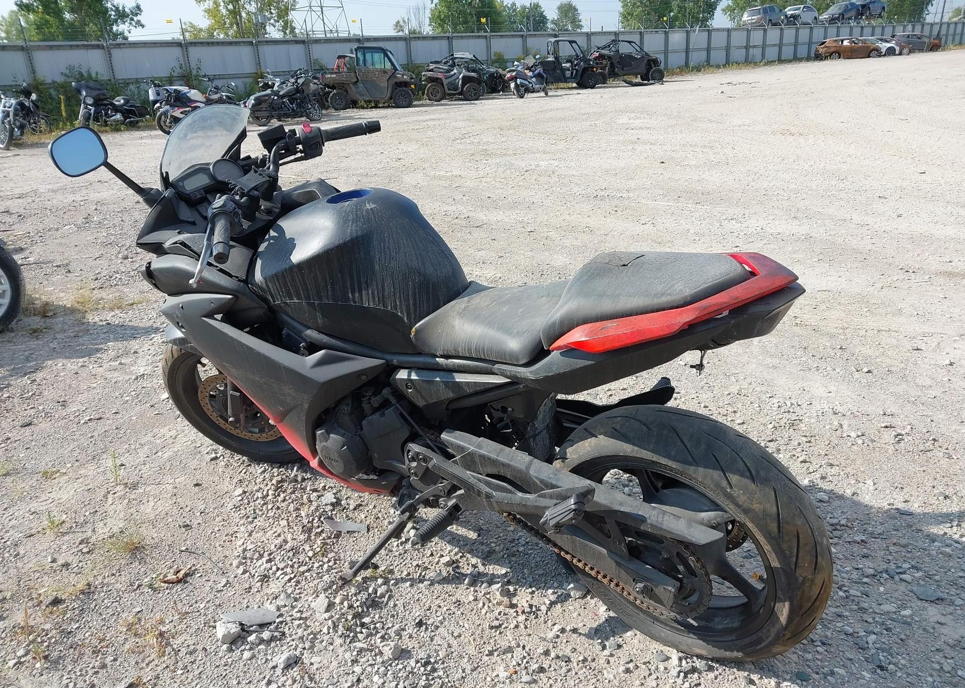 2009 YAMAHA FZ6 R