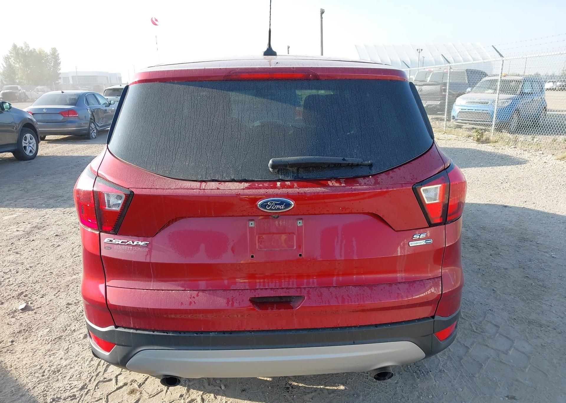 2019 FORD ESCAPE SE
