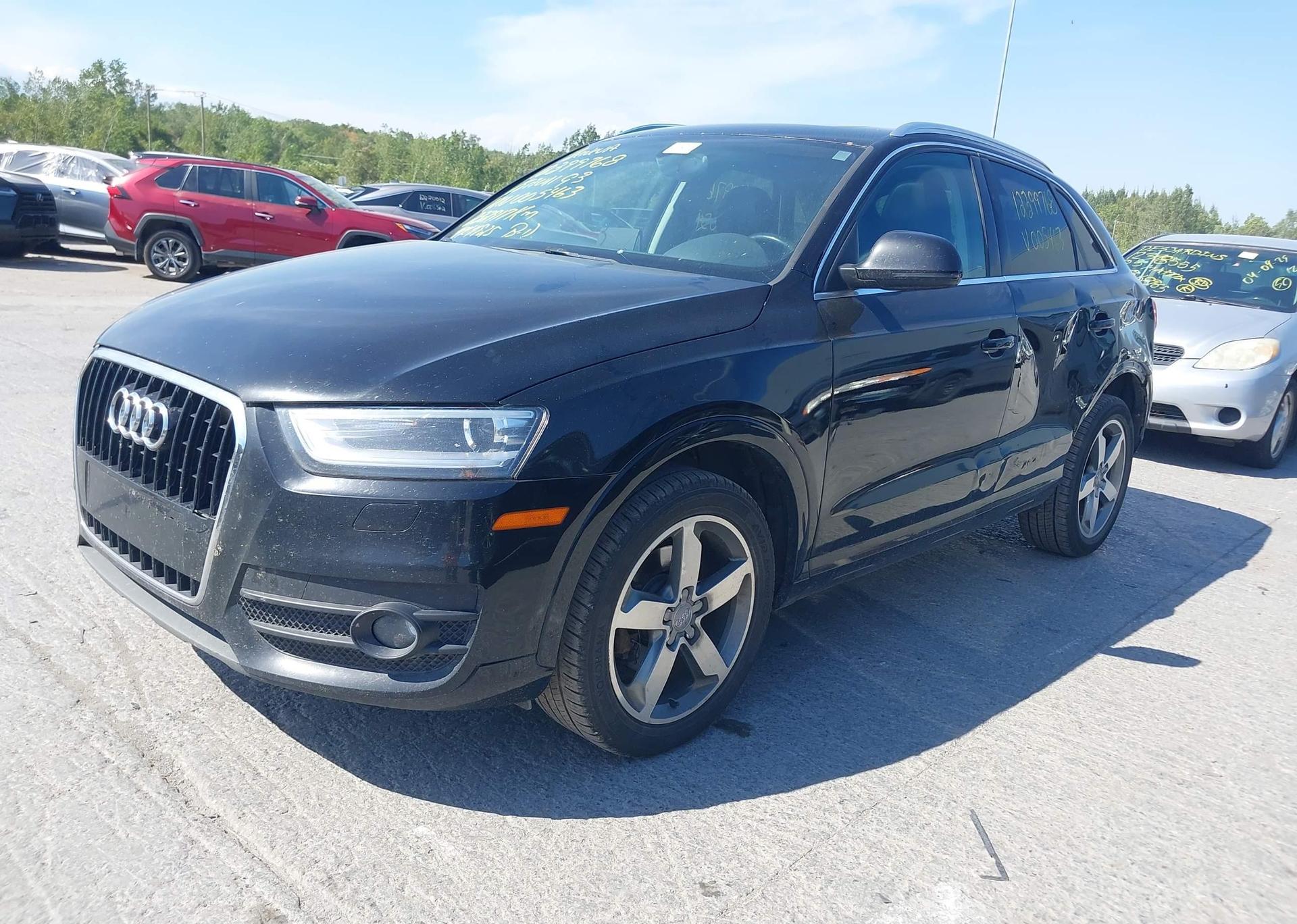 2015 AUDI Q3 4P TI