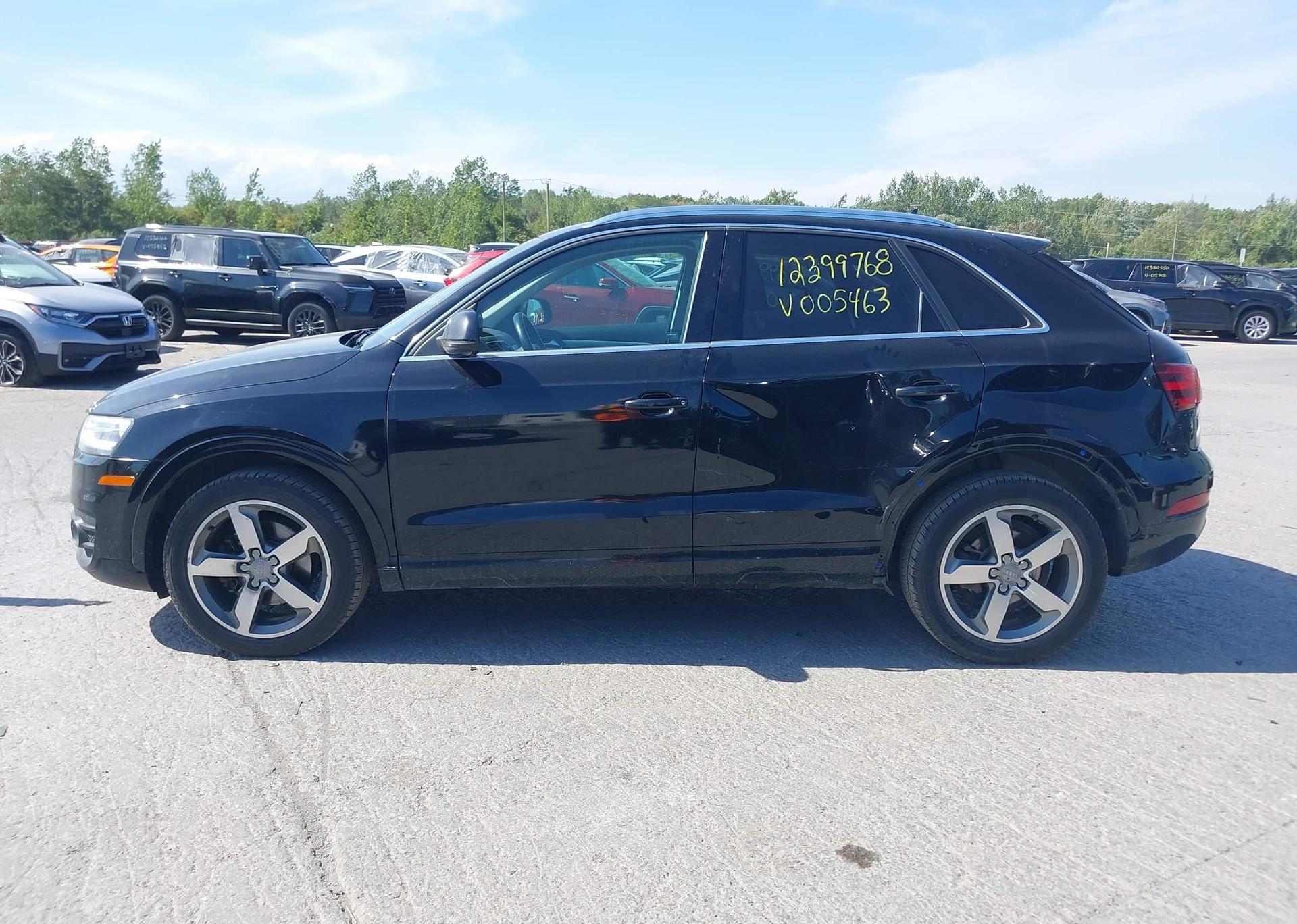2015 AUDI Q3 4P TI