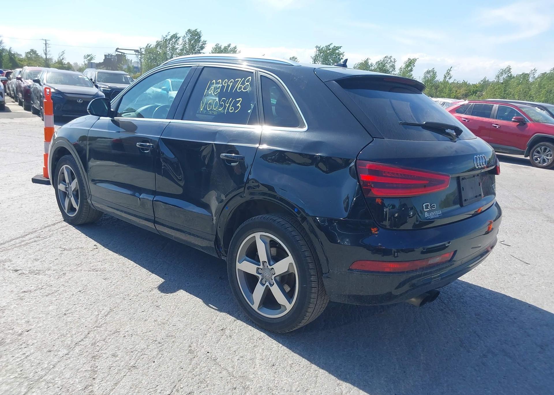 2015 AUDI Q3 4P TI