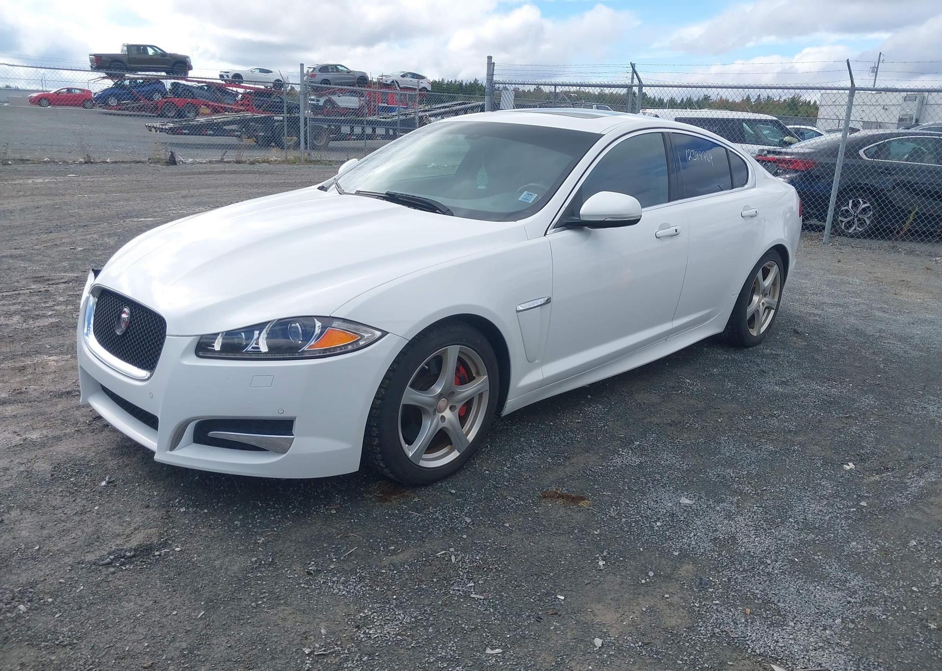2014 JAGUAR XF