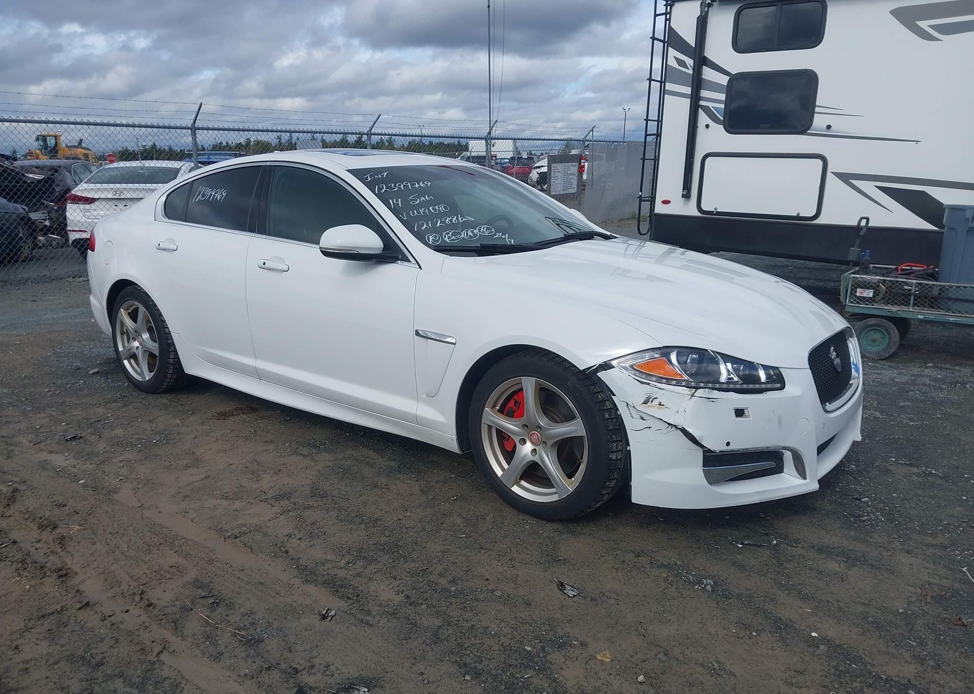2014 JAGUAR XF