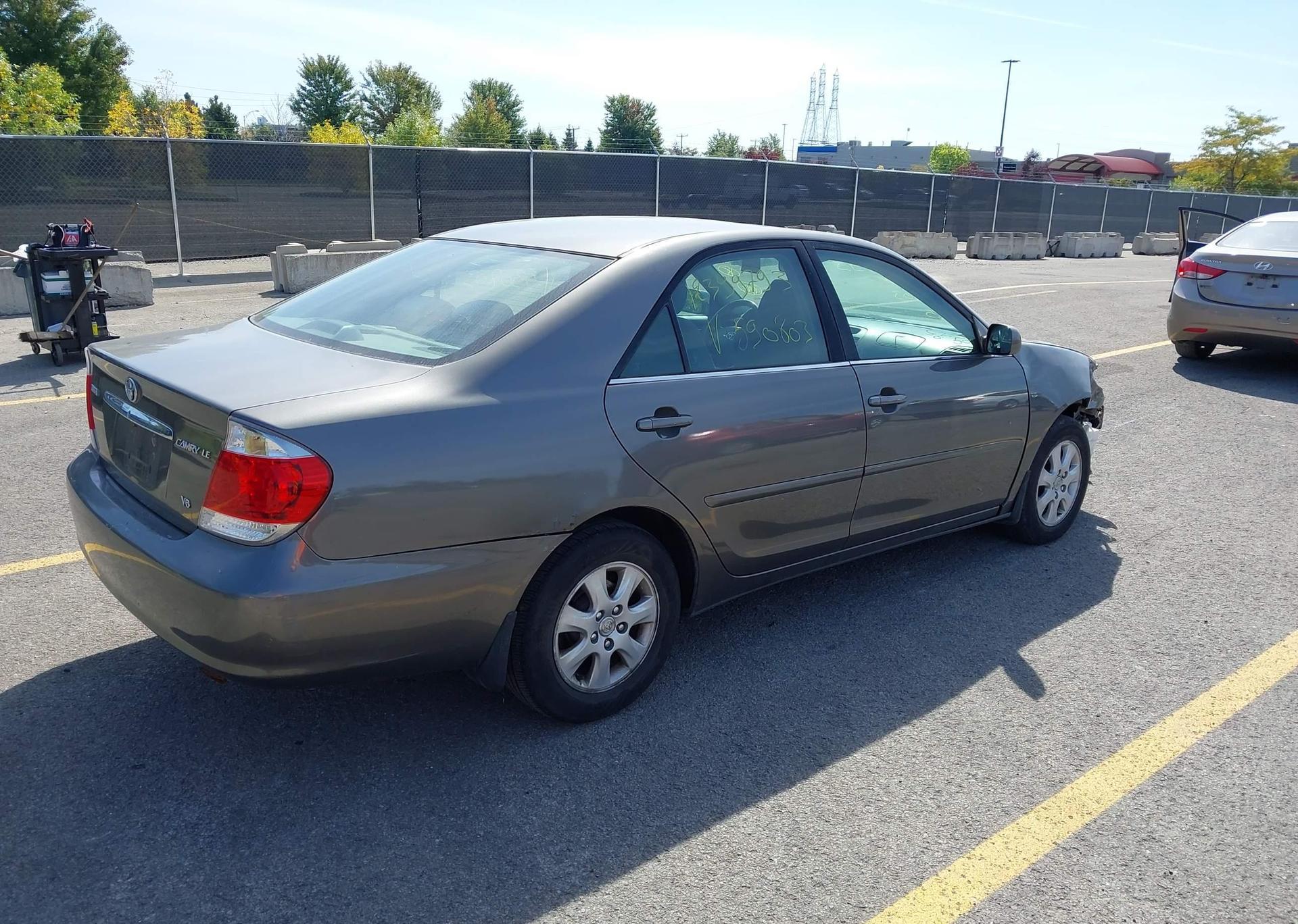 2005 TOYOTA CAMRY