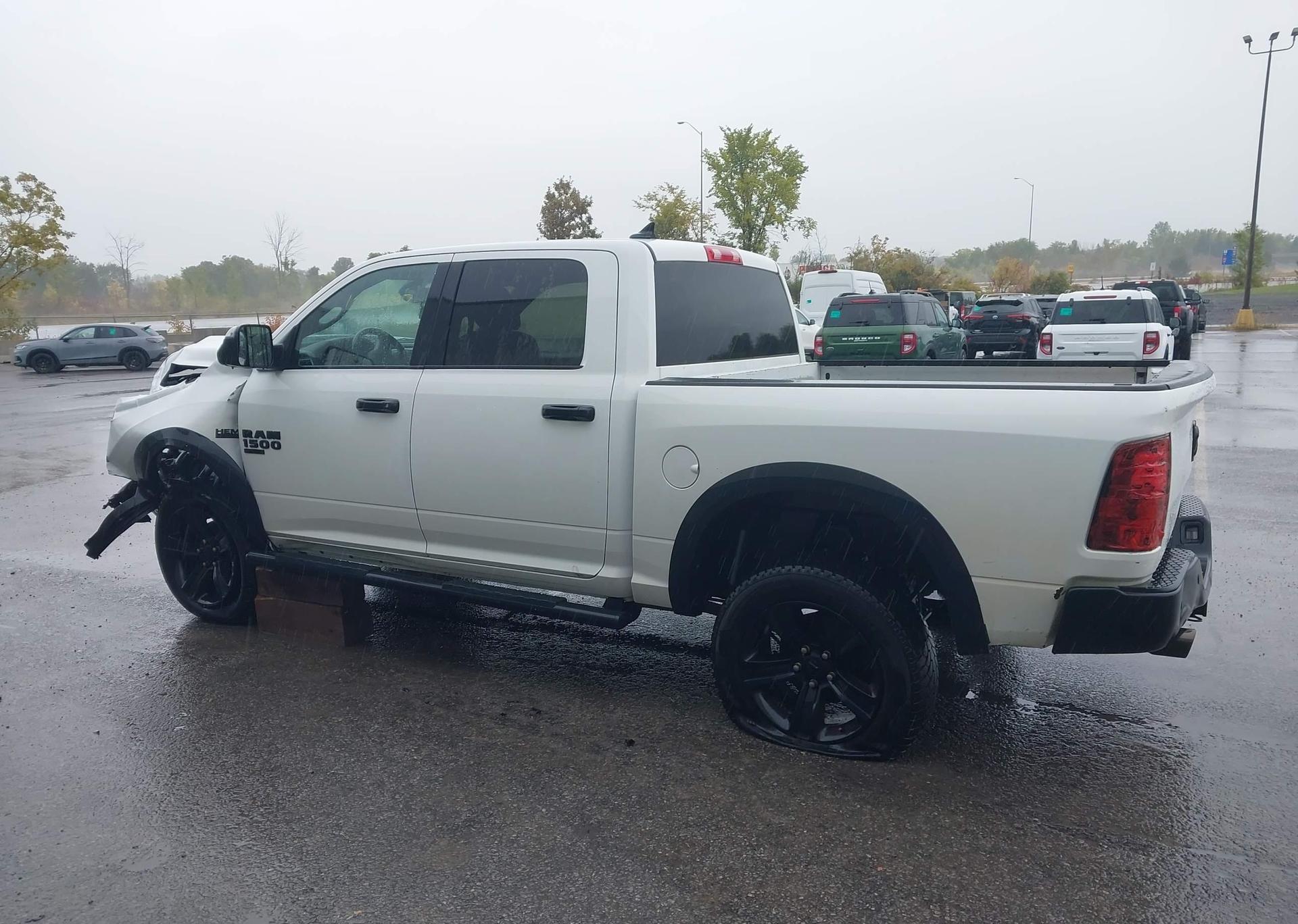2022 RAM 1500 CLASSIC SLT