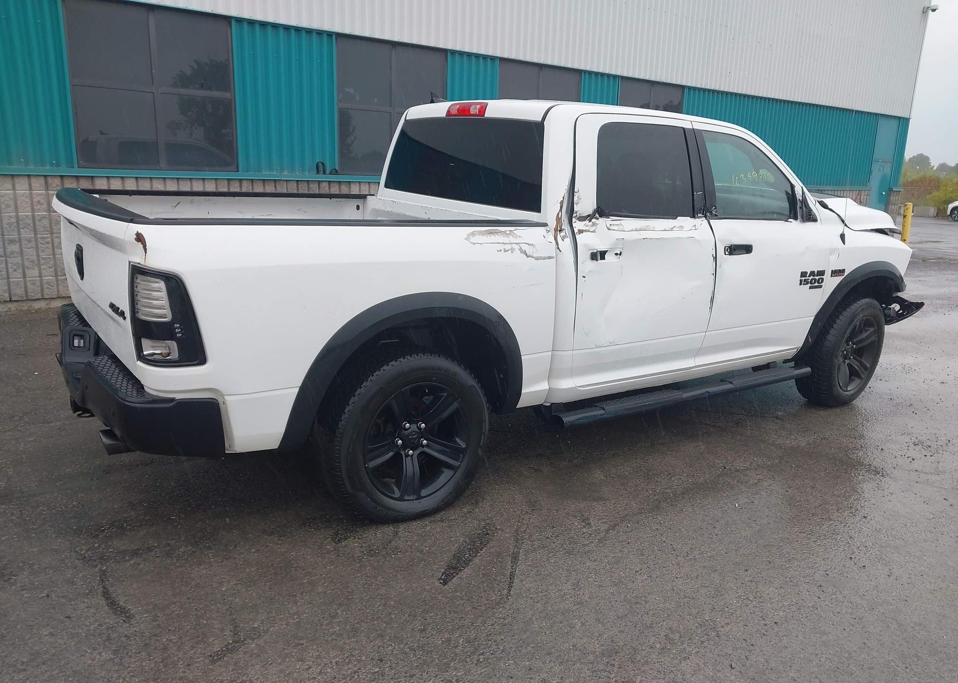 2022 RAM 1500 CLASSIC SLT