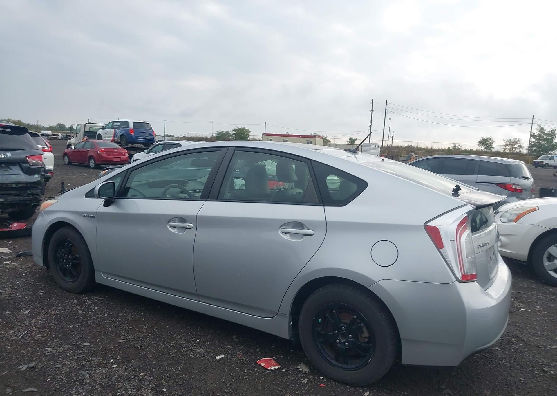 2012 TOYOTA PRIUS