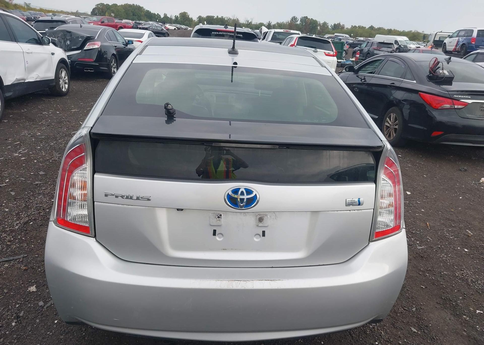 2012 TOYOTA PRIUS