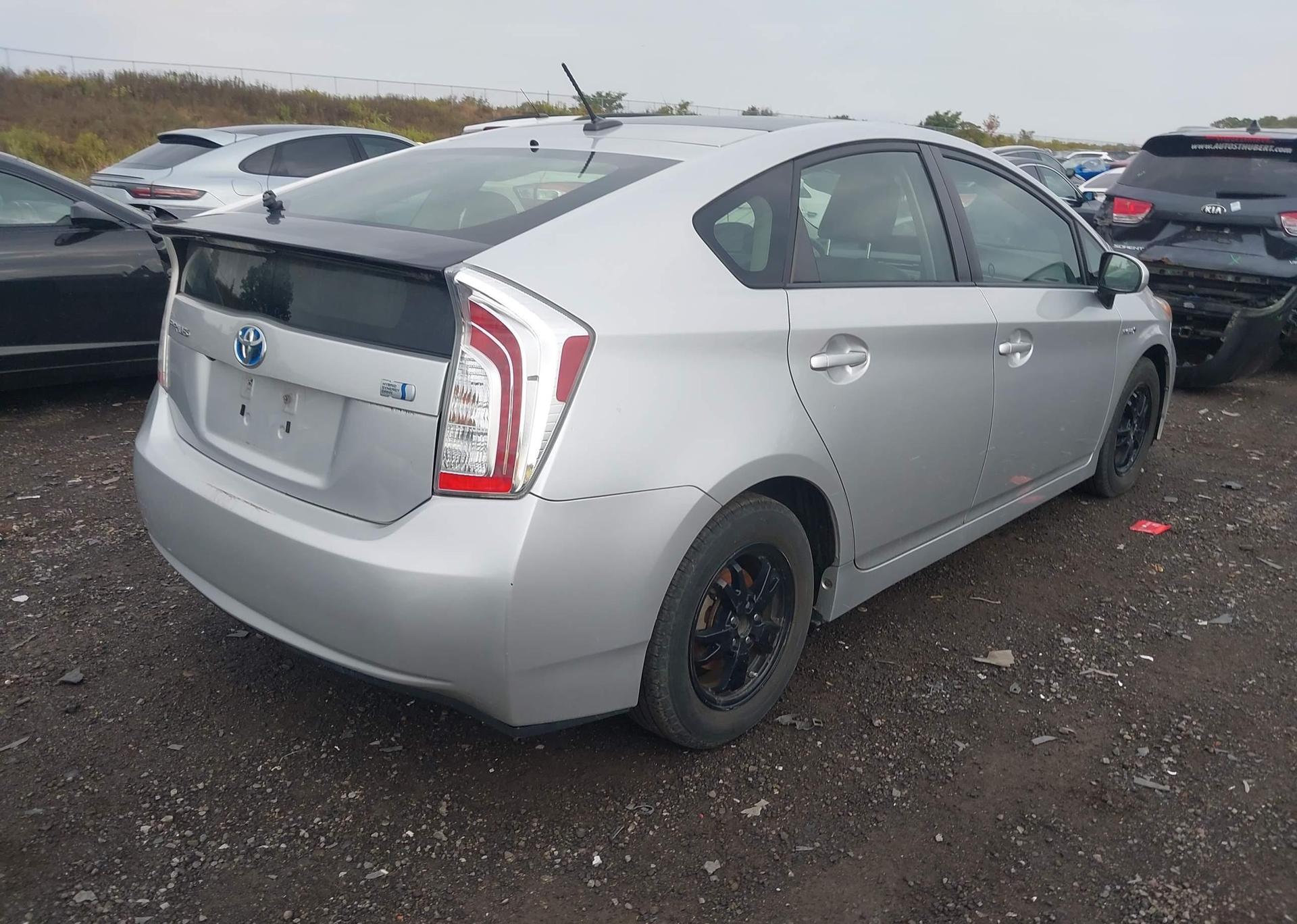 2012 TOYOTA PRIUS