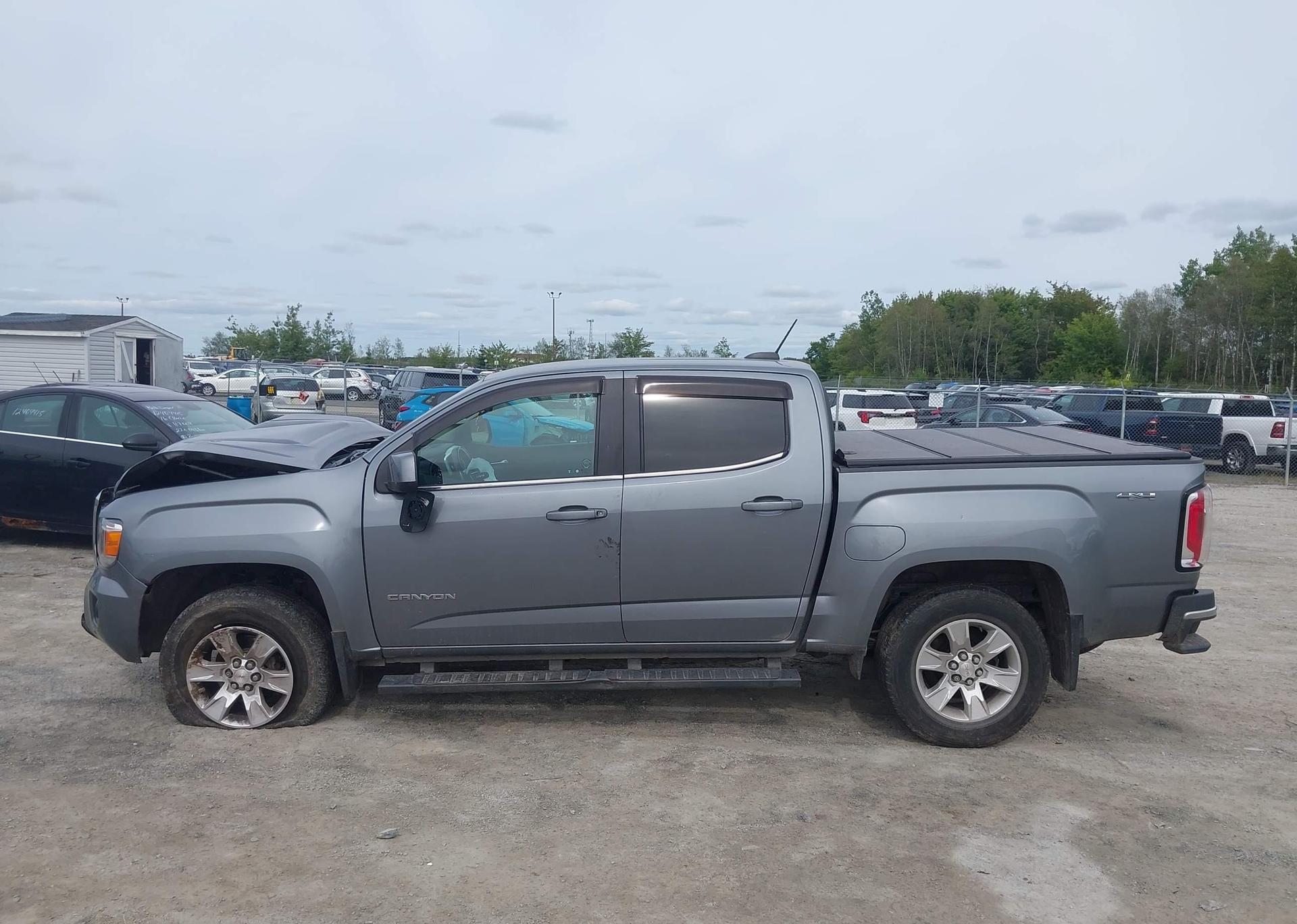 2018 GMC CANYON SLE