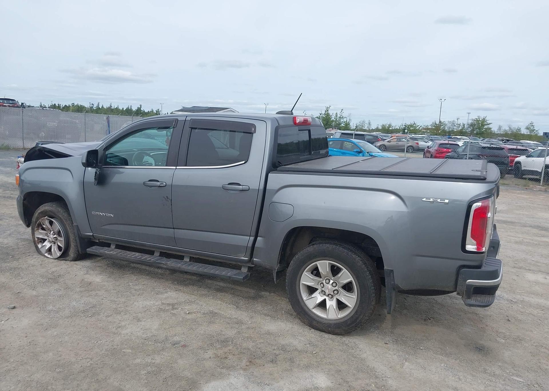 2018 GMC CANYON SLE
