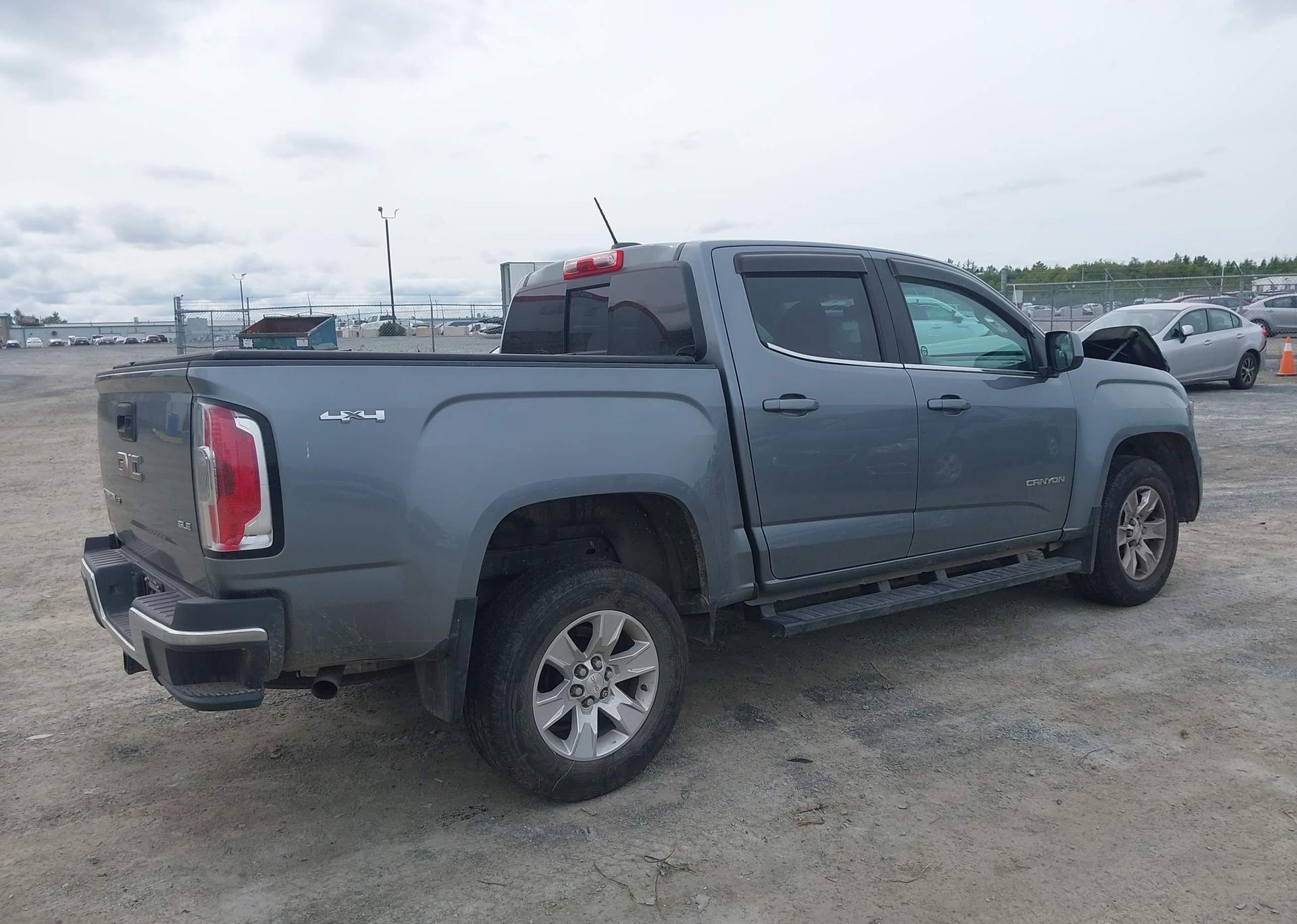 2018 GMC CANYON SLE
