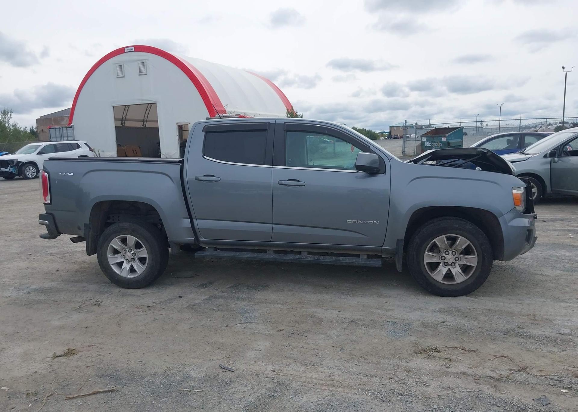 2018 GMC CANYON SLE