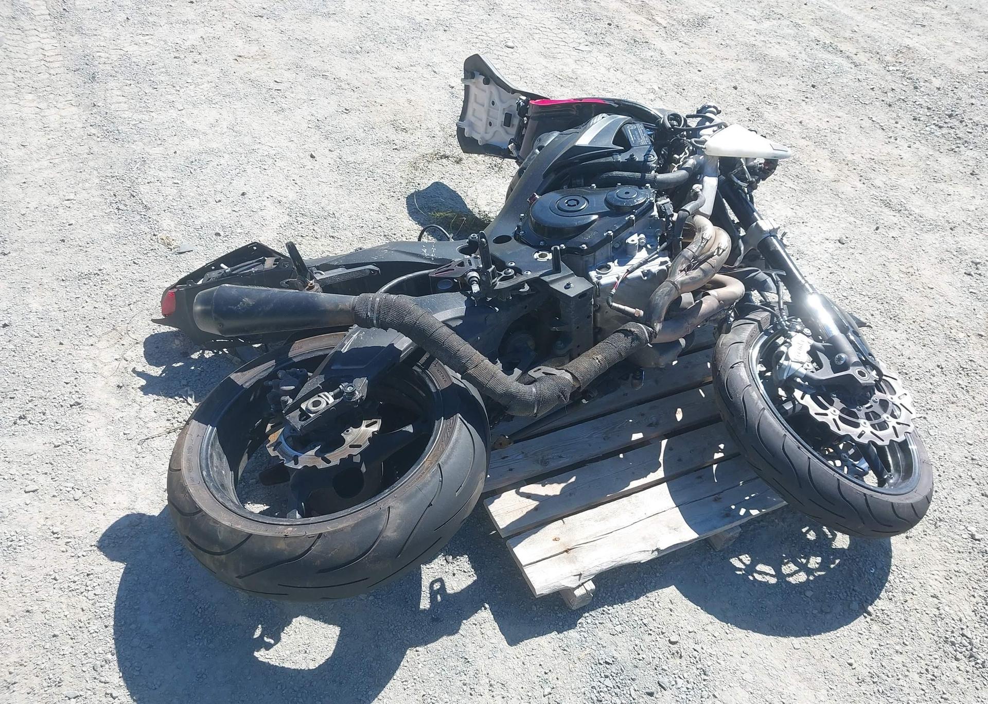 2012 SUZUKI GSX-R600