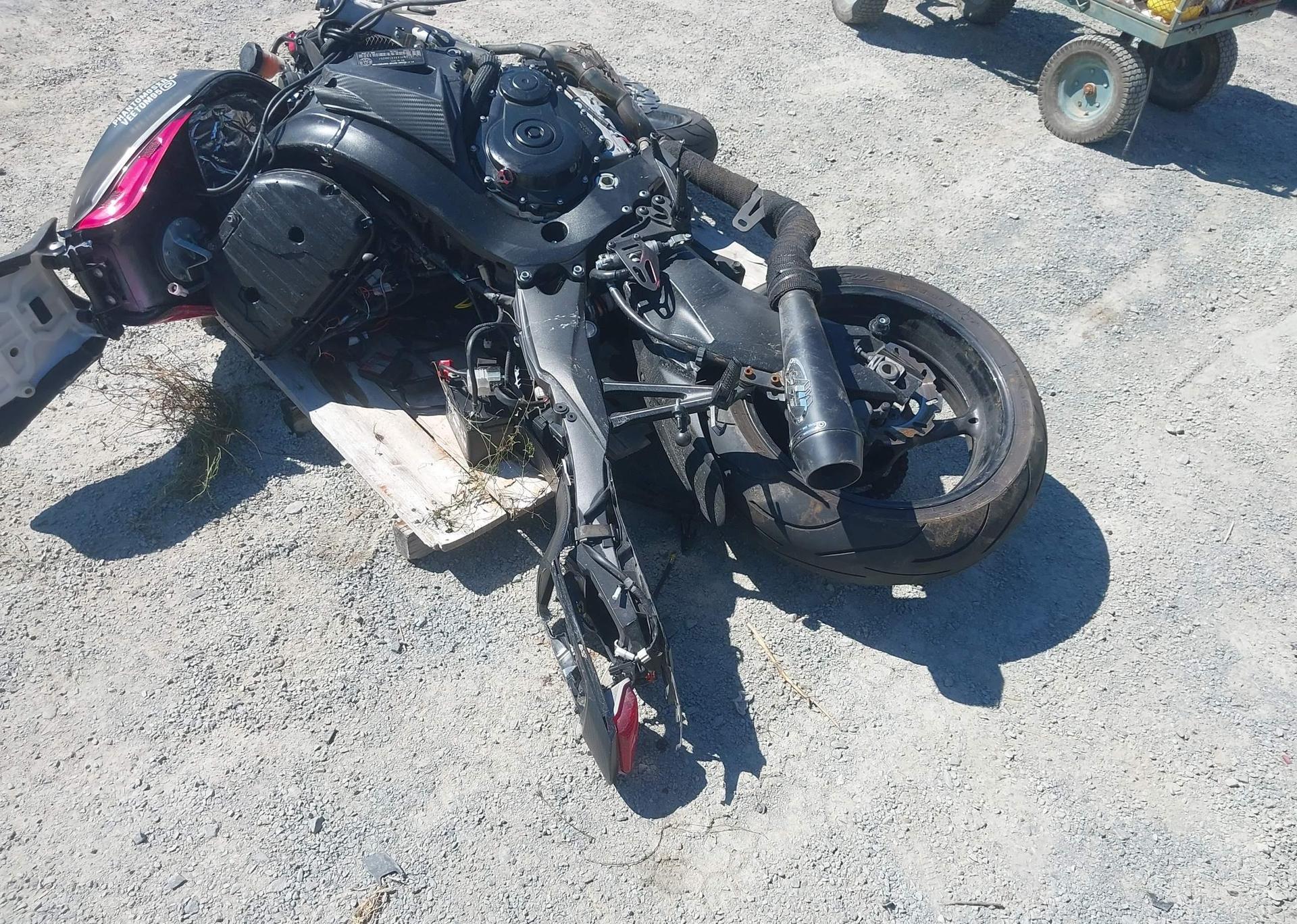 2012 SUZUKI GSX-R600