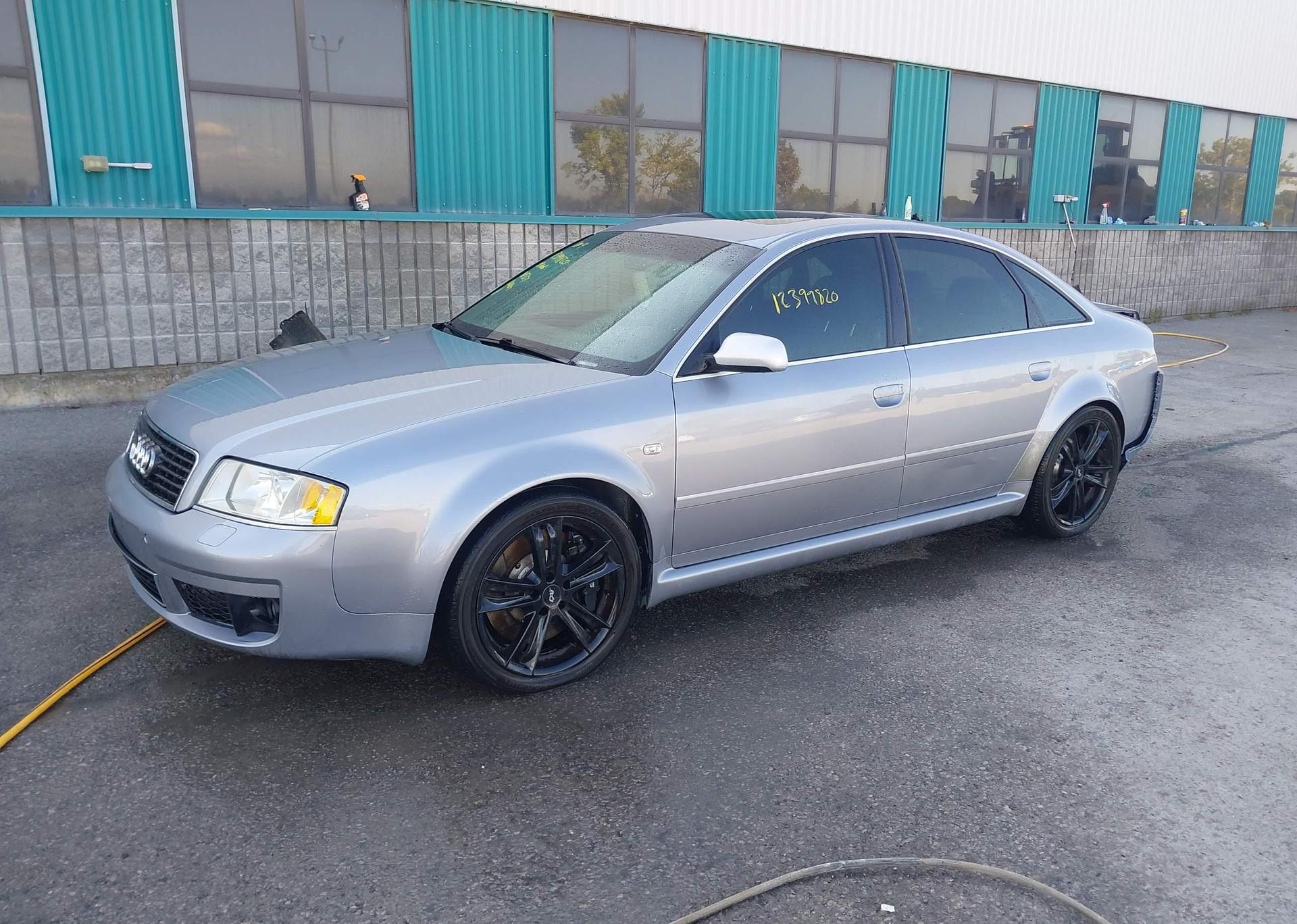 2004 AUDI RS6