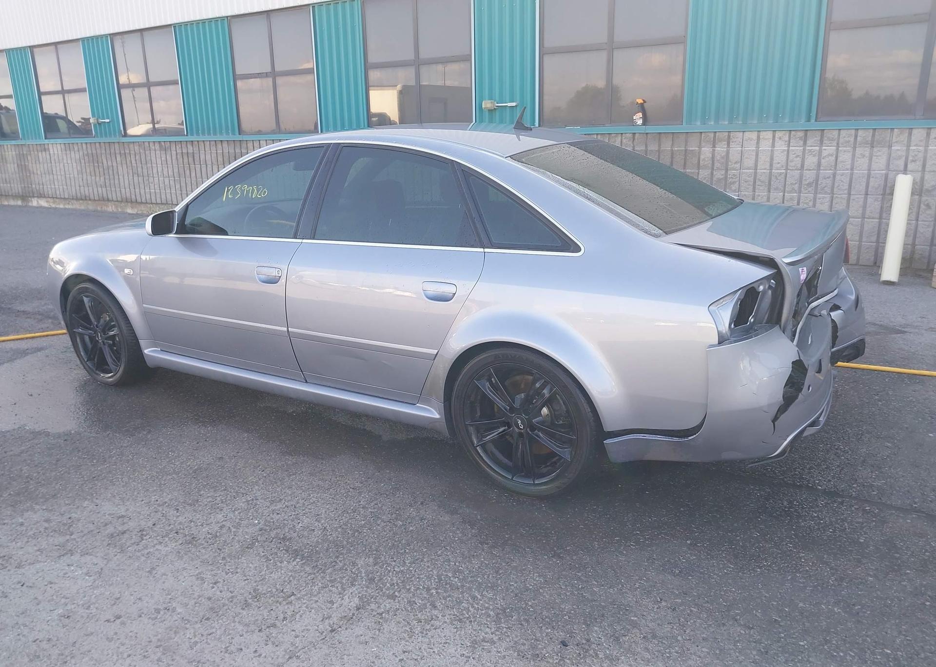 2004 AUDI RS6