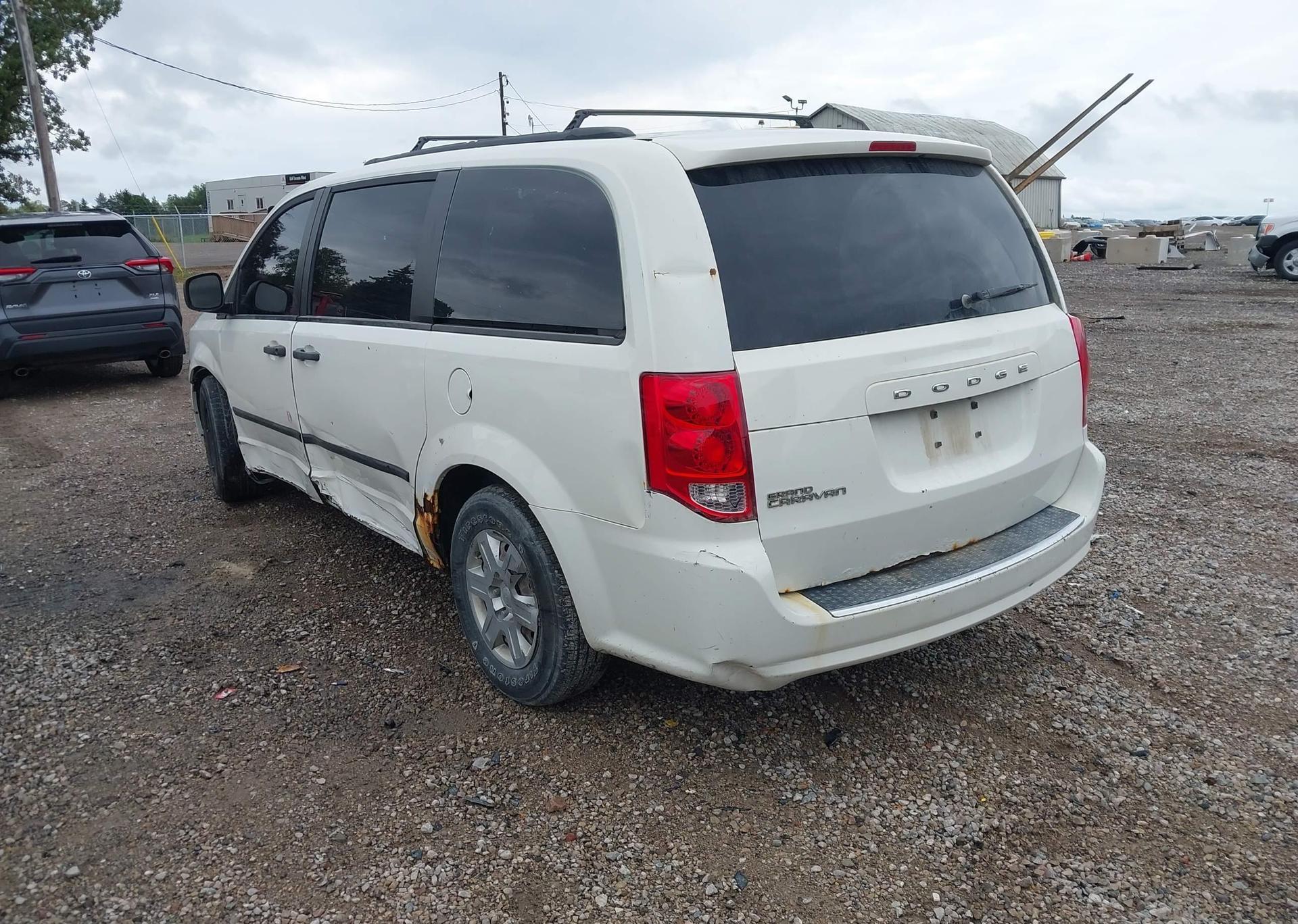 2013 DODGE GRAND CARAVAN SE