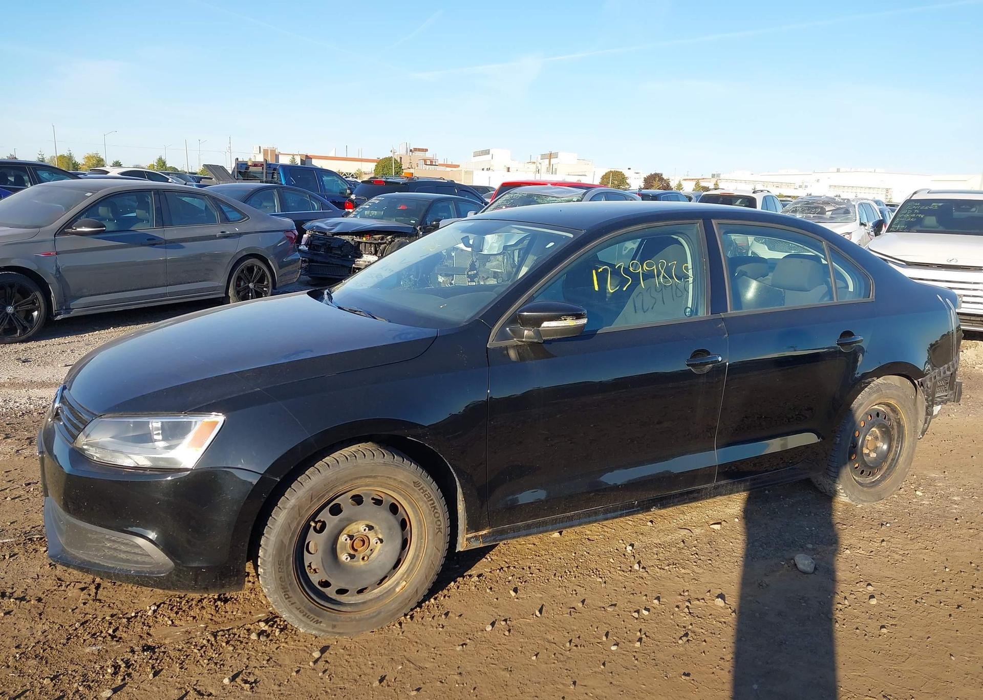 2011 VOLKSWAGEN JETTA 2.0L COMFORTLINE