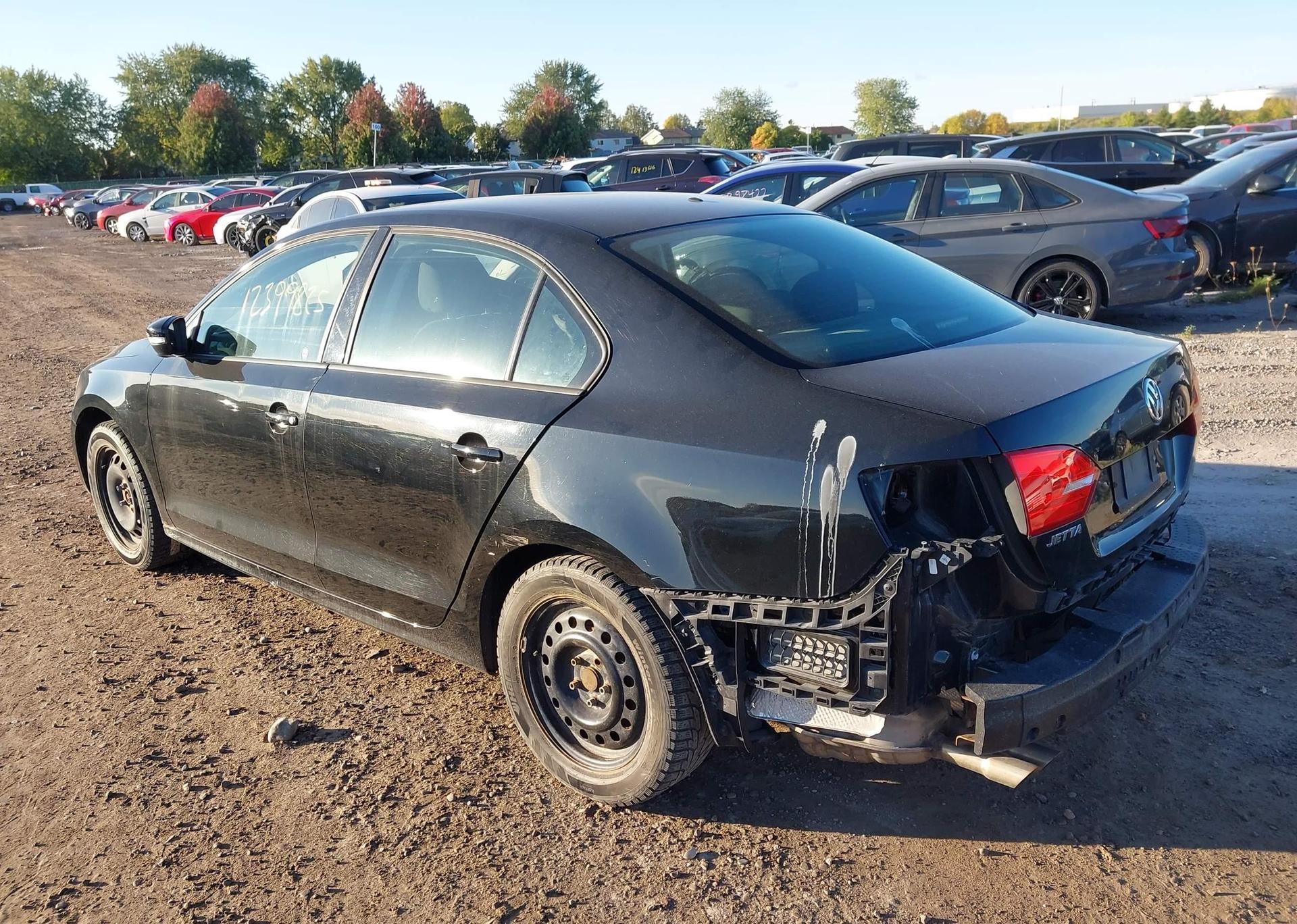2011 VOLKSWAGEN JETTA 2.0L COMFORTLINE