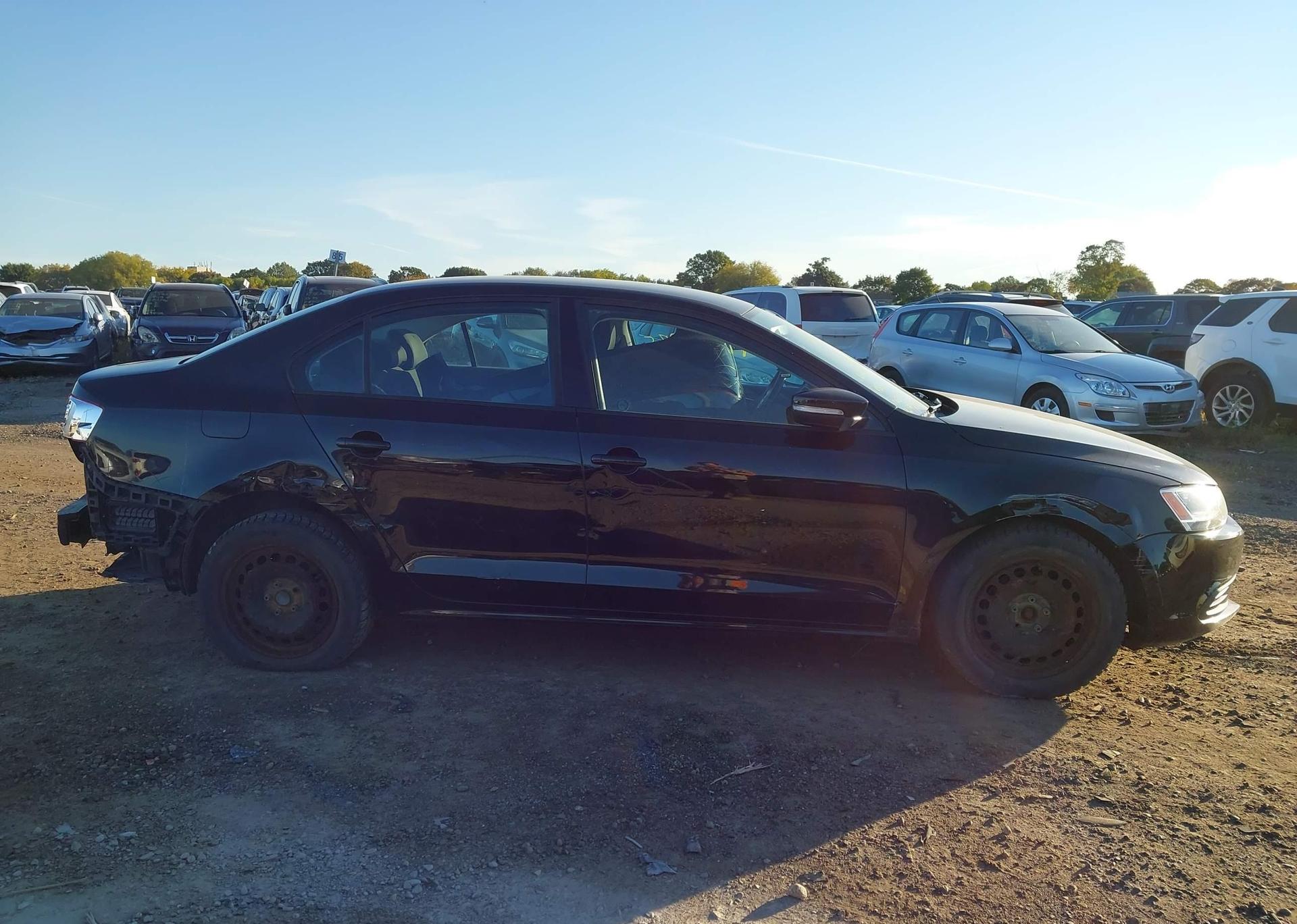 2011 VOLKSWAGEN JETTA 2.0L COMFORTLINE