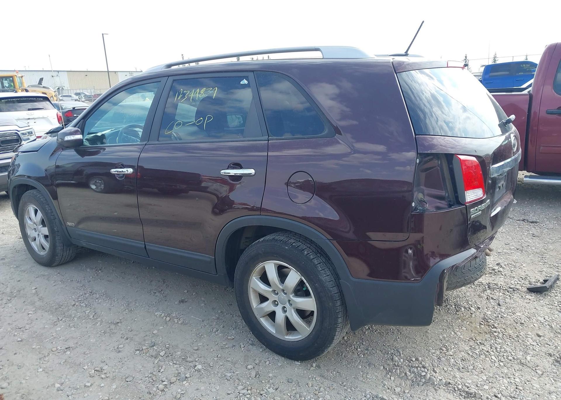 2012 KIA SORENTO LX V6
