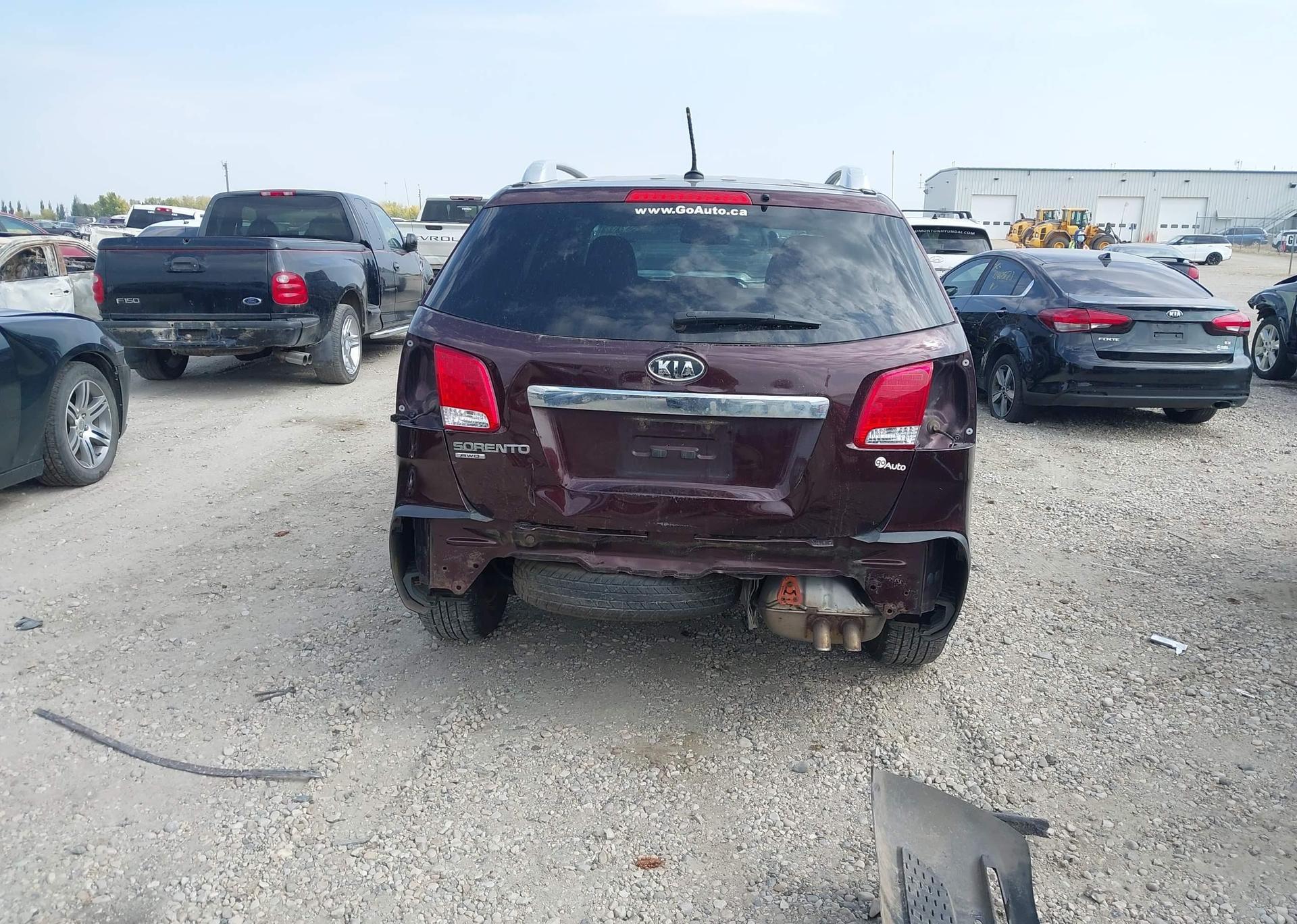 2012 KIA SORENTO LX V6