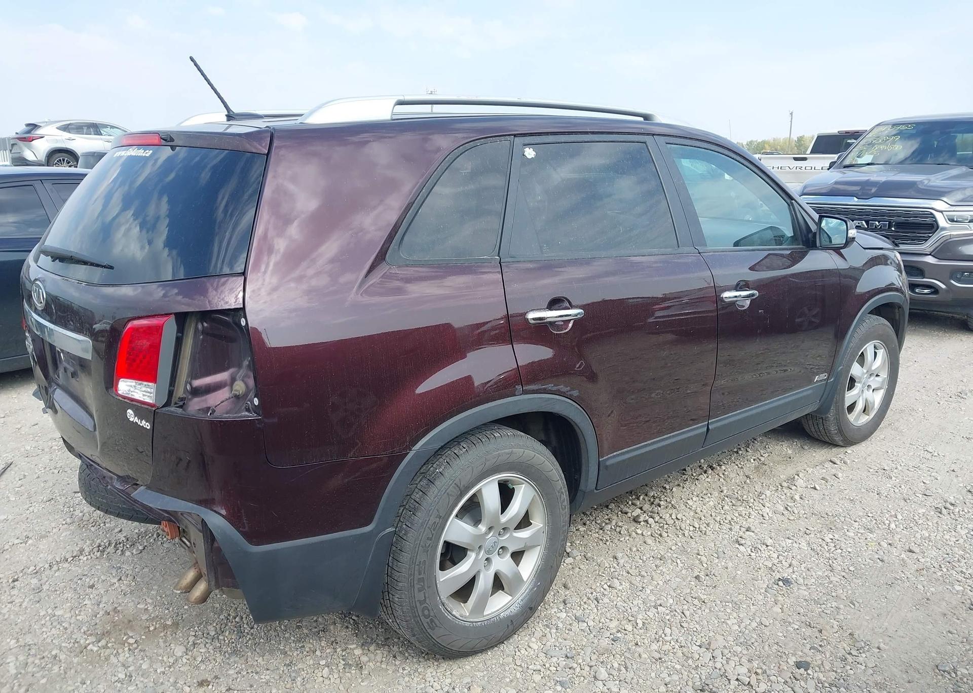 2012 KIA SORENTO LX V6