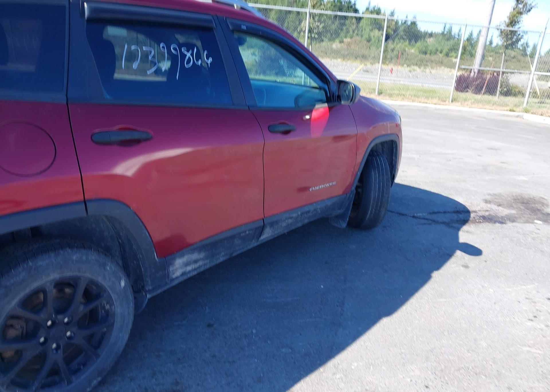 2016 JEEP CHEROKEE SPORT