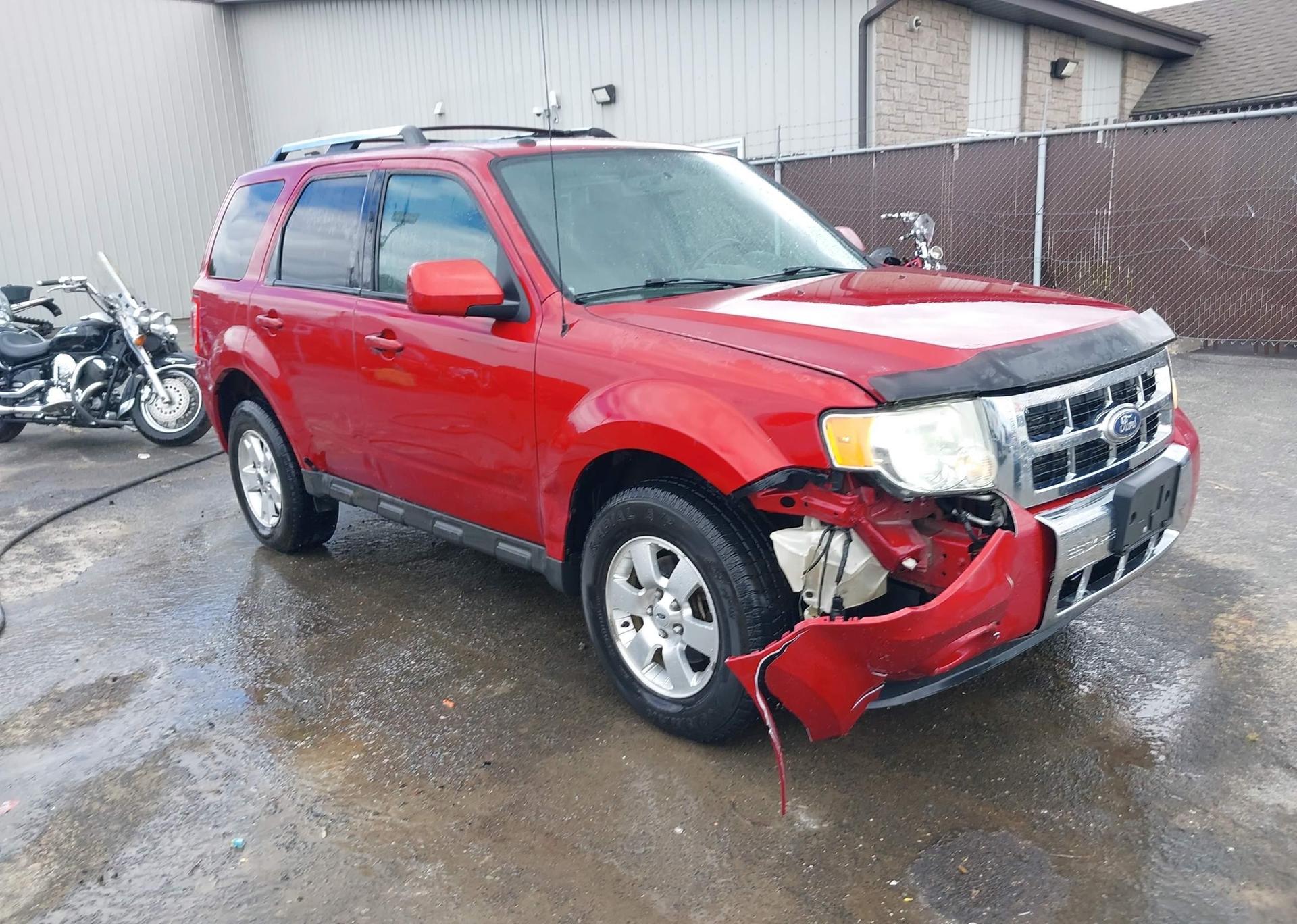 2011 FORD ESCAPE LIMITED