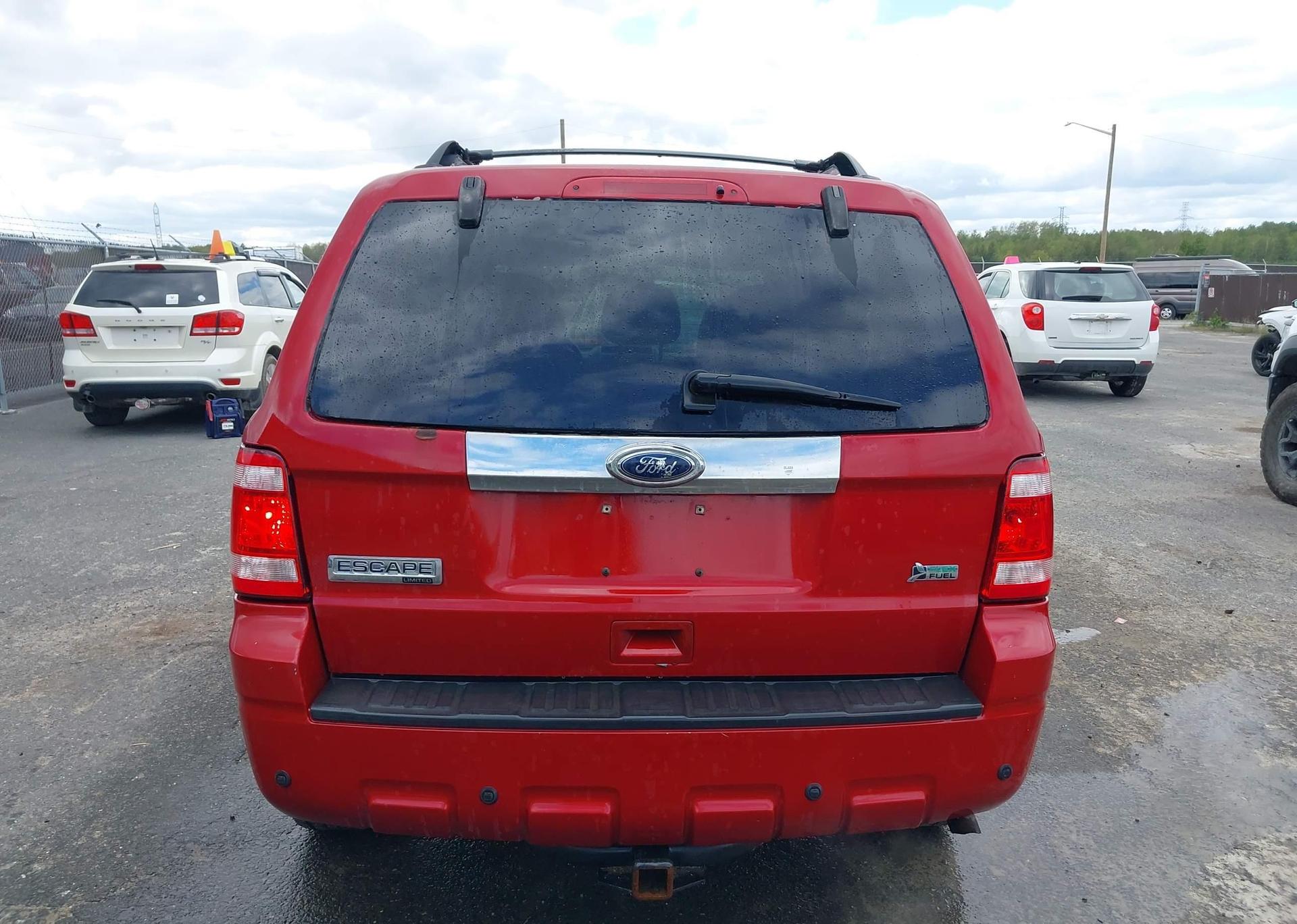 2011 FORD ESCAPE LIMITED