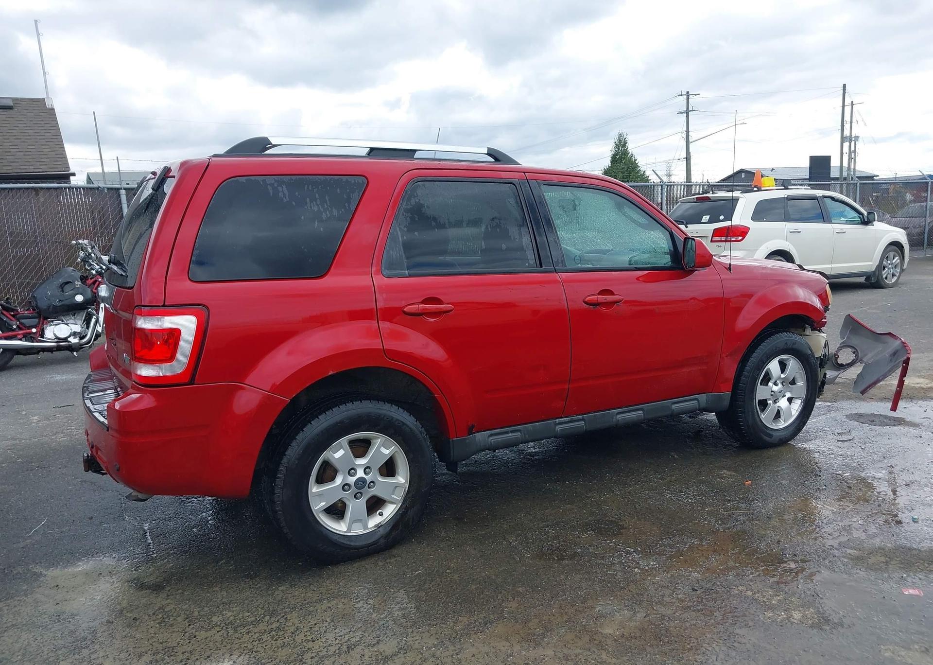 2011 FORD ESCAPE LIMITED