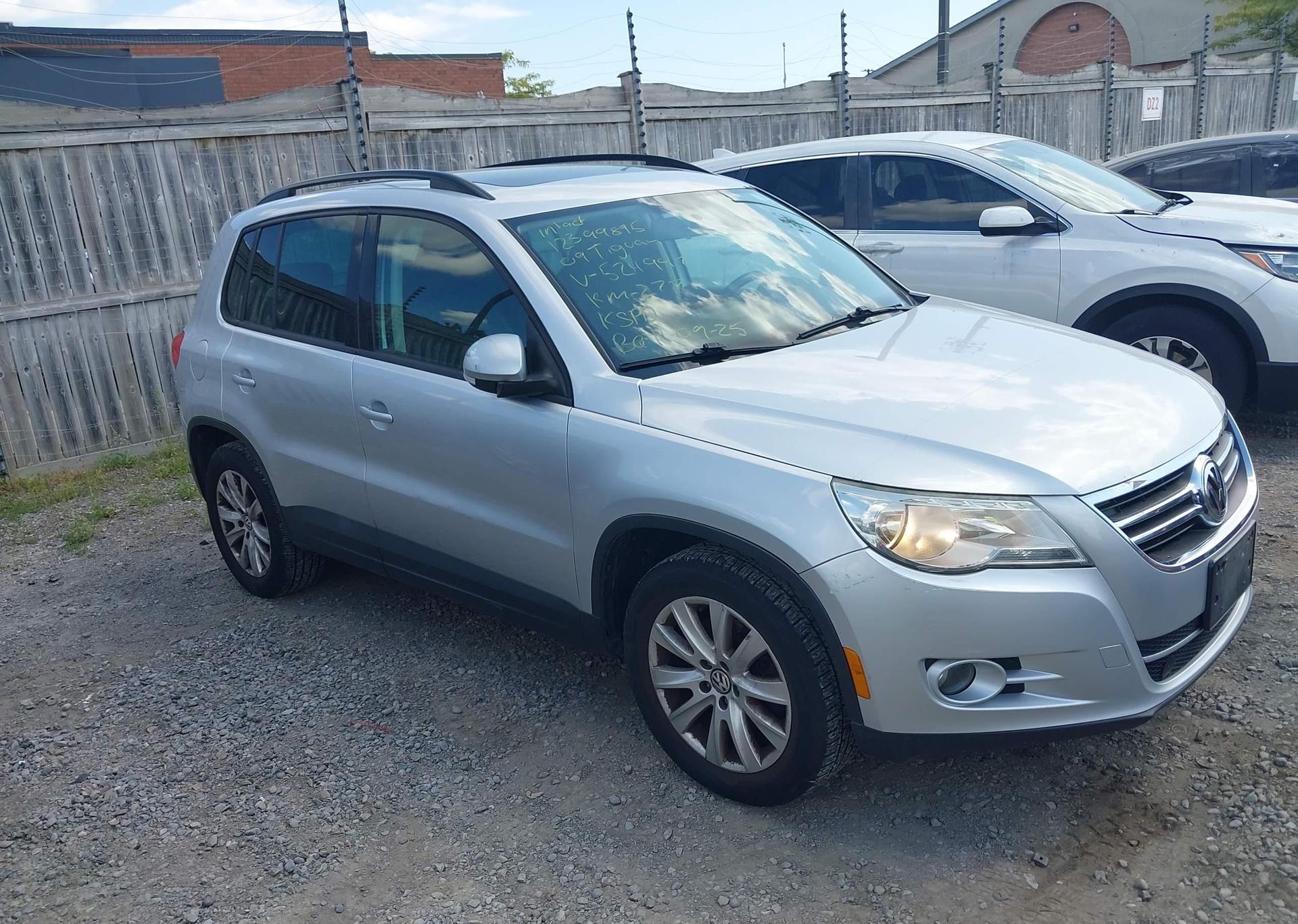 2009 VOLKSWAGEN TIGUAN