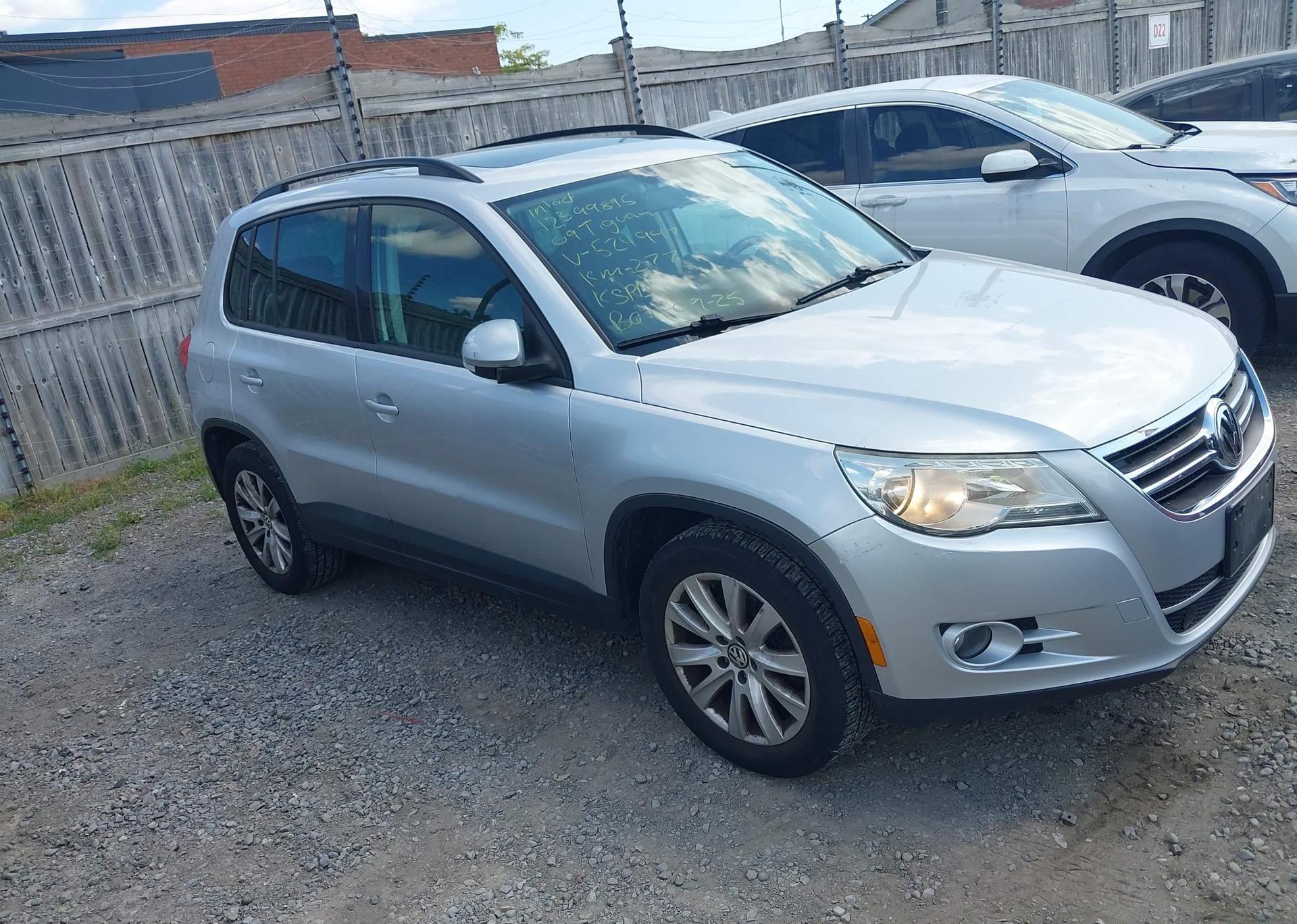 2009 VOLKSWAGEN TIGUAN
