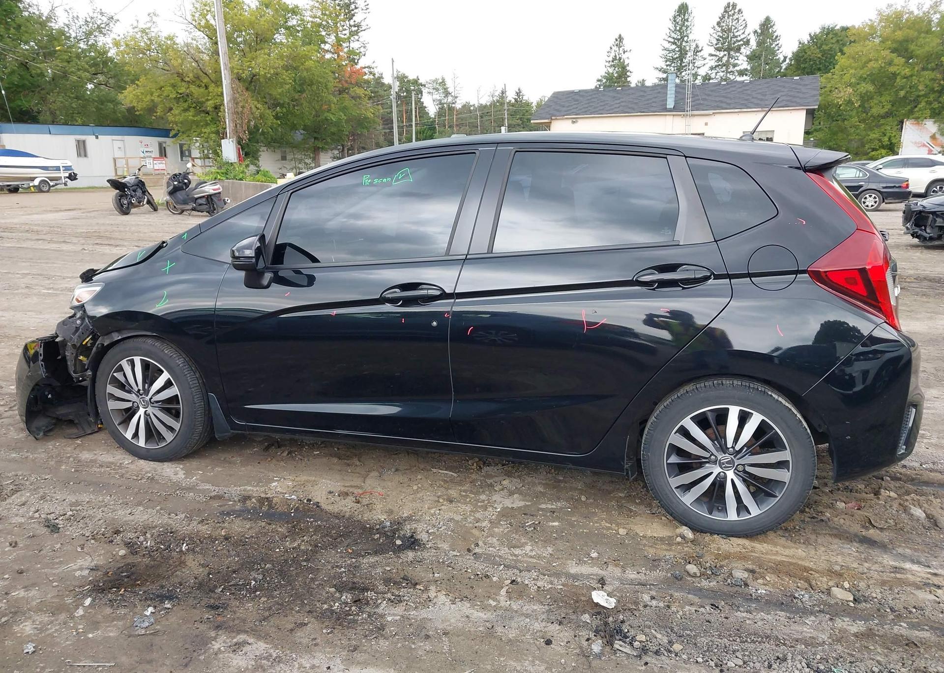 2016 HONDA FIT EX
